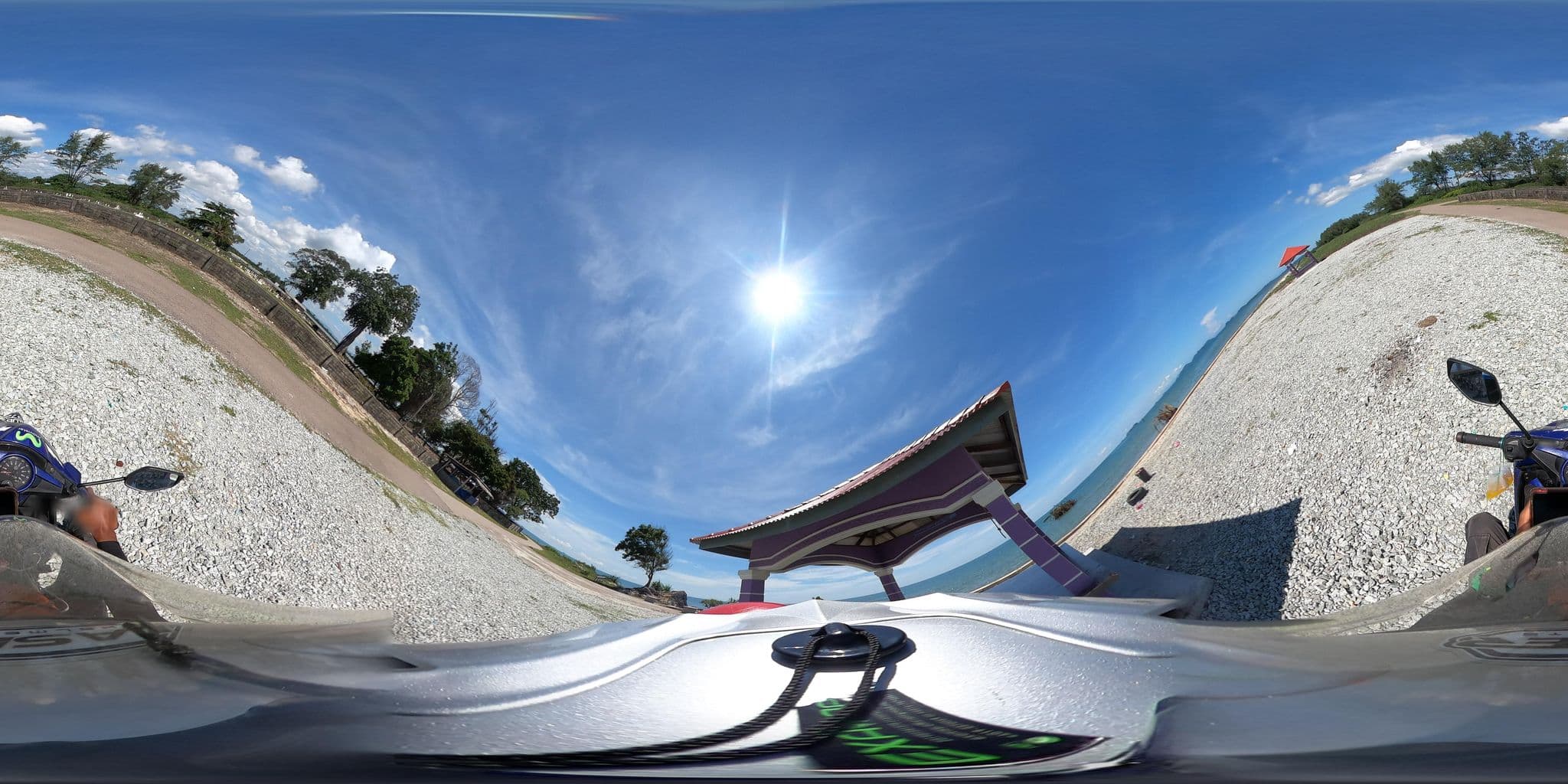 Street view near Roofs, Padang Endau — © langcworks (CC BY-SA · Mapillary)