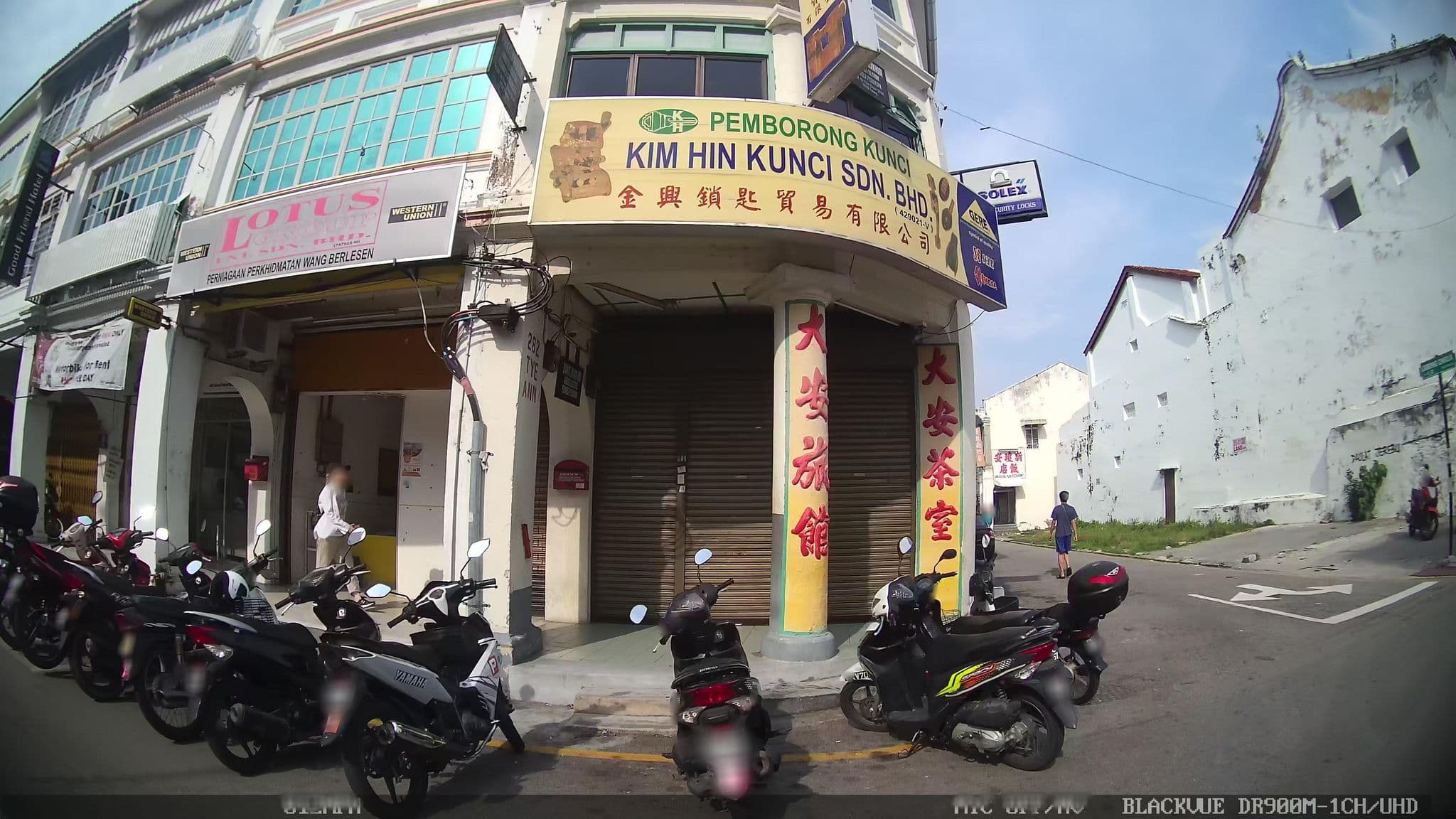 Street view near Aayu Chulia Guesthouse, George Town — © kaart_4 (CC BY-SA · Mapillary)