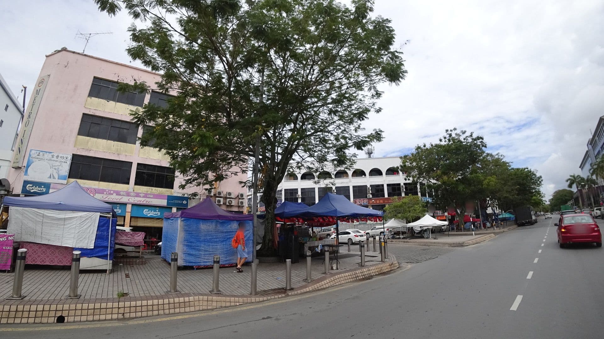 Street view near Agro Rich Inn, Miri