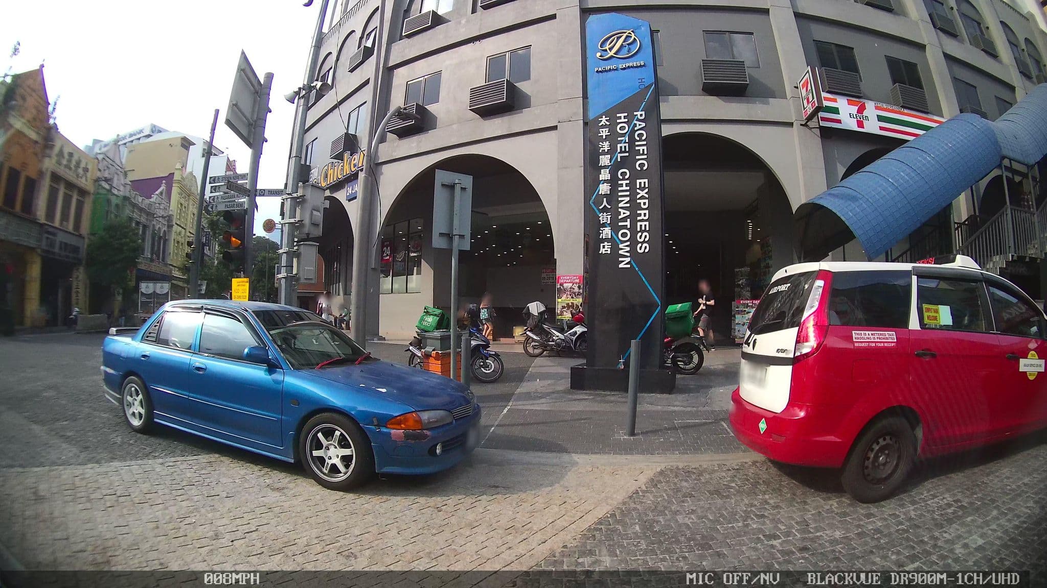 Street view near Pacific Express Hotel Chinatown, Kuala Lumpur — © kaart_3 (CC BY-SA · Mapillary)