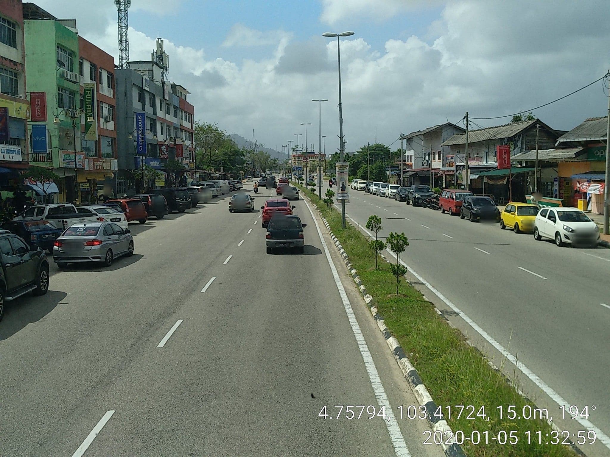 Street view near Sri Gate Hotel, Dungun — © acai (CC BY-SA · Mapillary)