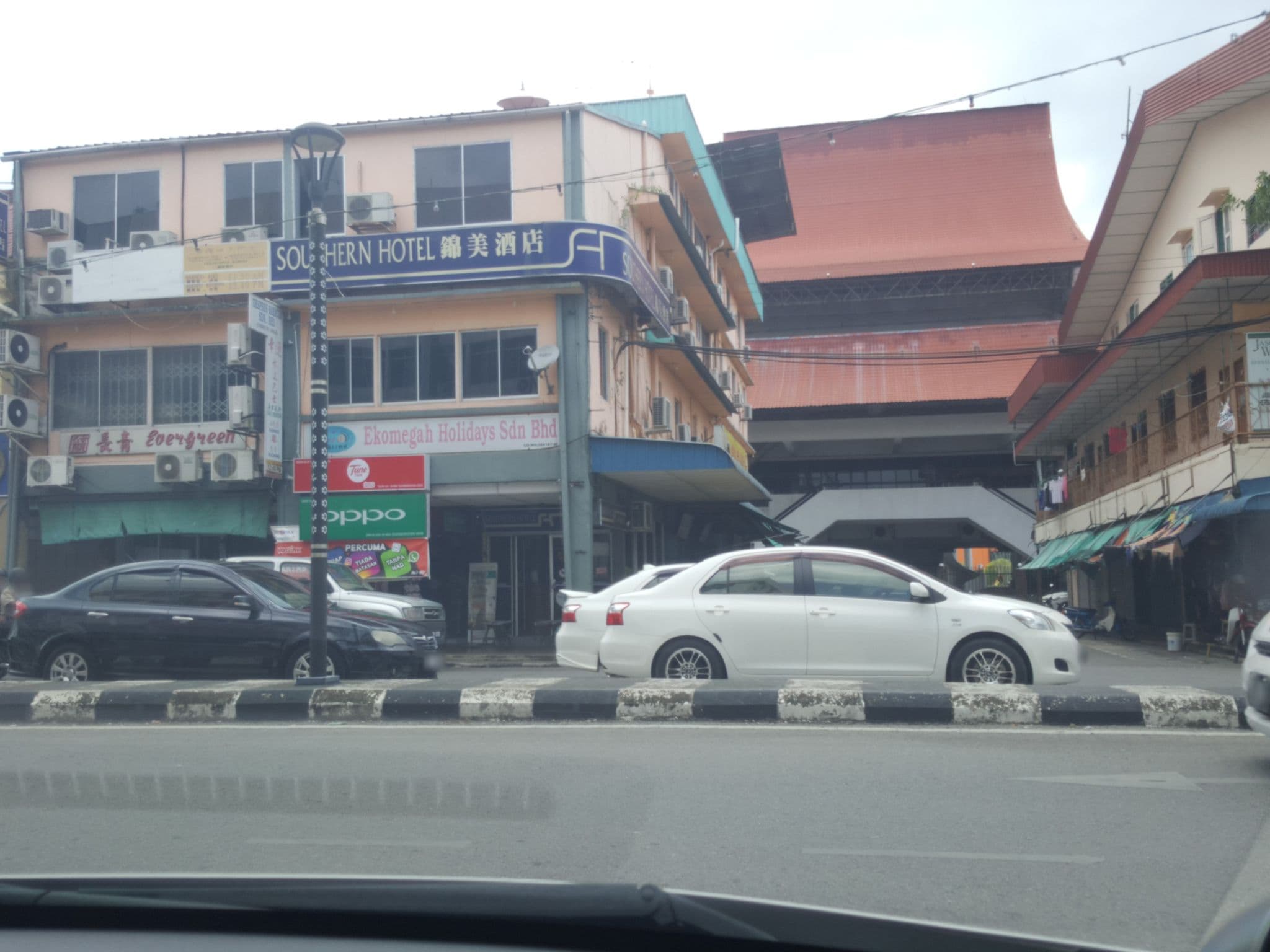 Street view near Tanjung Manis Hotel, Sarikei — © lim7000 (CC BY-SA · Mapillary)