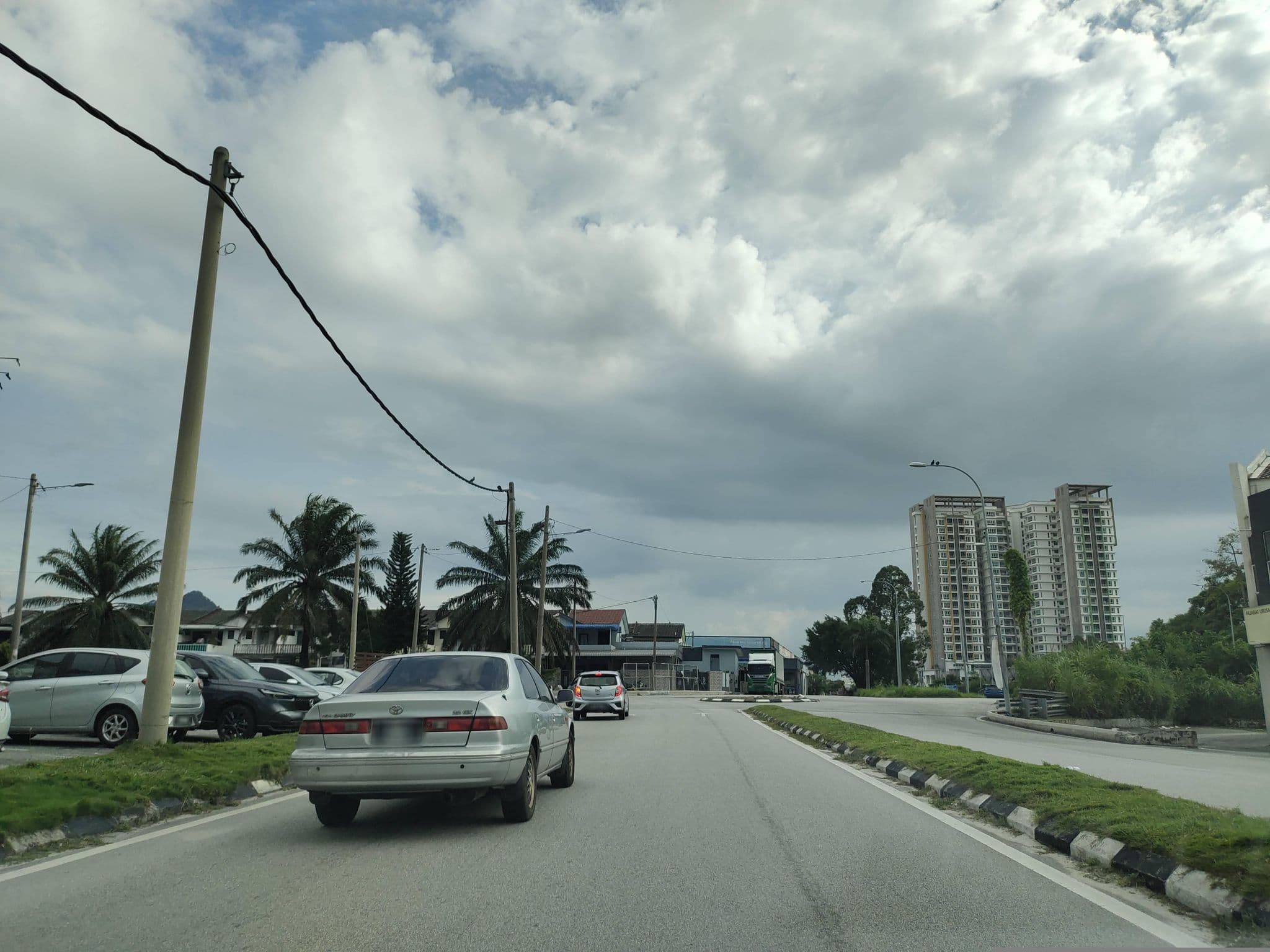 Street view near K Garden Hotel, Bercham — © zh9567 (CC BY-SA · Mapillary)