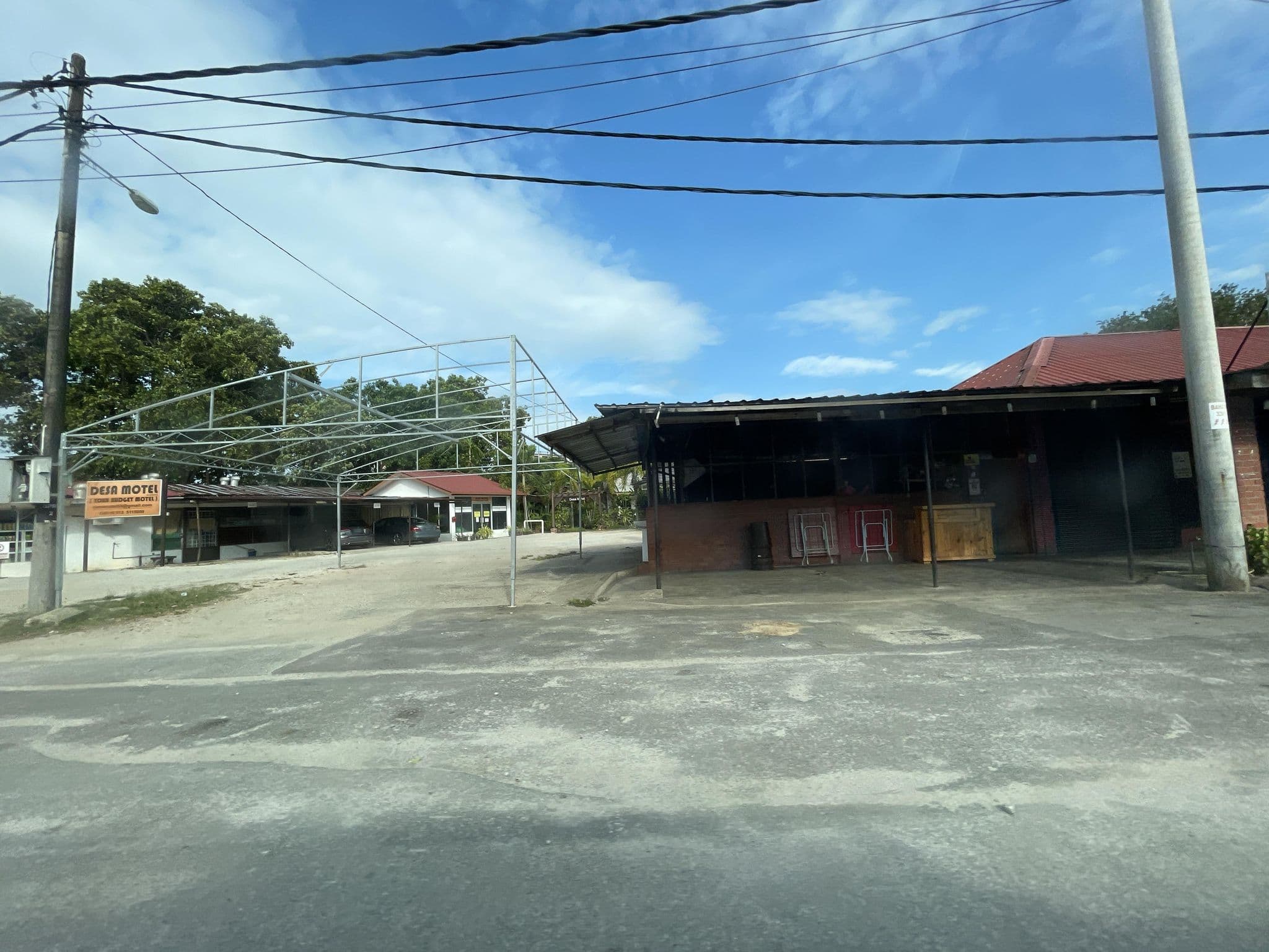 Street view near Bayou, Pantai Cenang — © filipb (CC BY-SA · Mapillary)