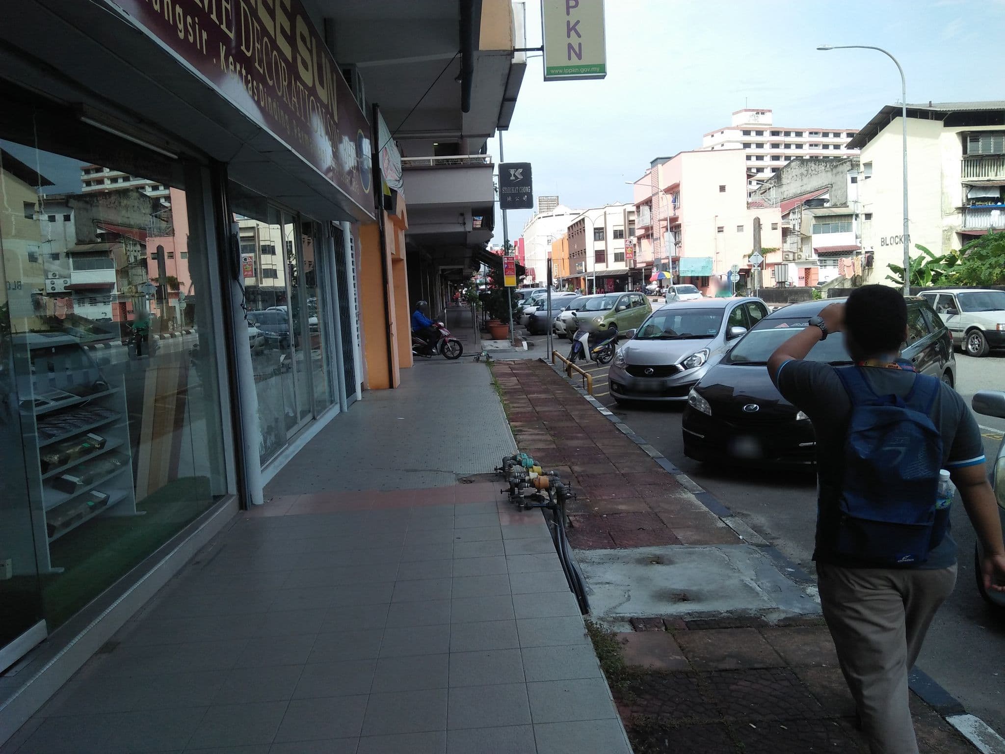 Street view near The Brownstone Hostel, Ipoh — © im_haziq (CC BY-SA · Mapillary)