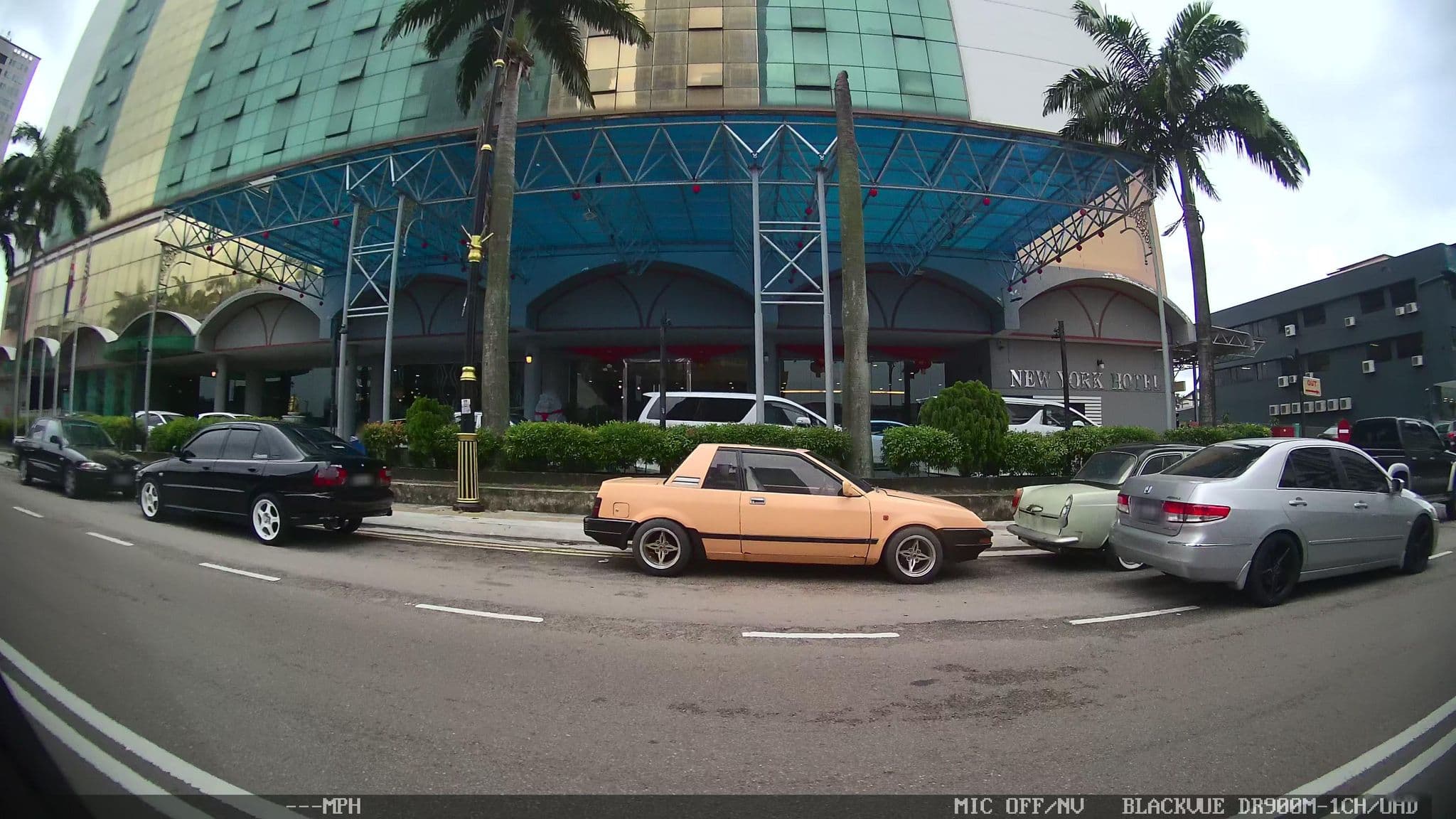 Street view near New York Hotel, Johor Bahru — © kaart_3 (CC BY-SA · Mapillary)