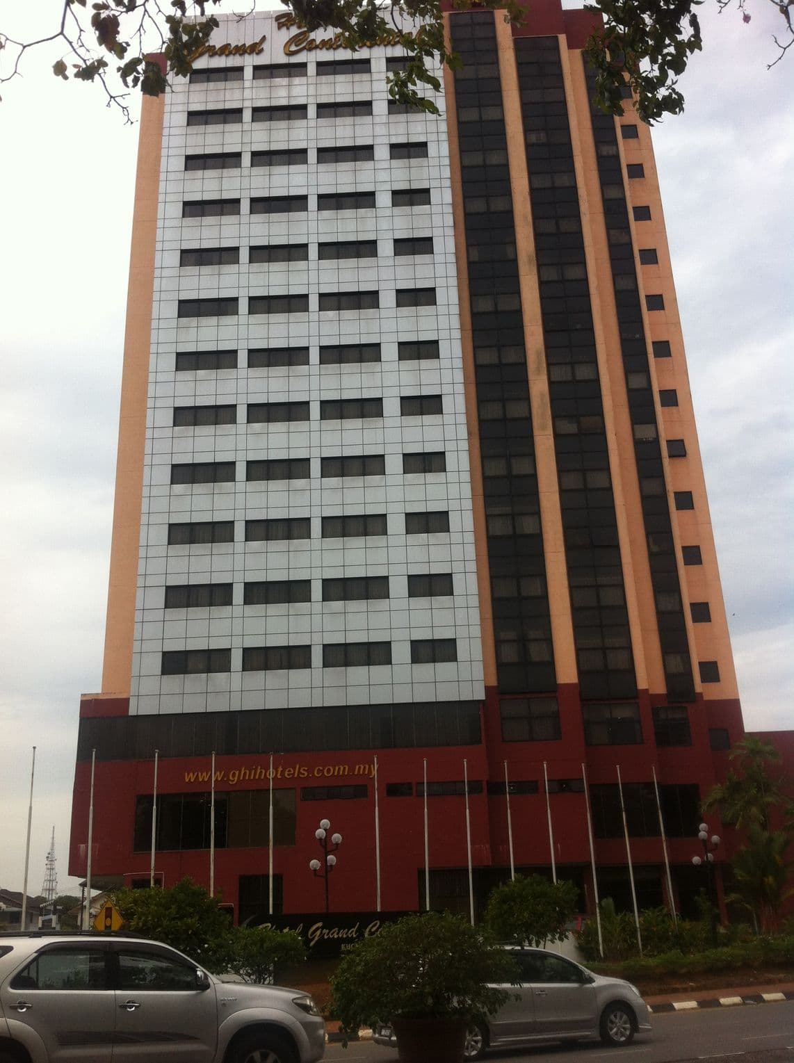 Street view near Hotel Grand Continental Kuching, Kuching — © morgana88 (CC BY-SA · Mapillary)