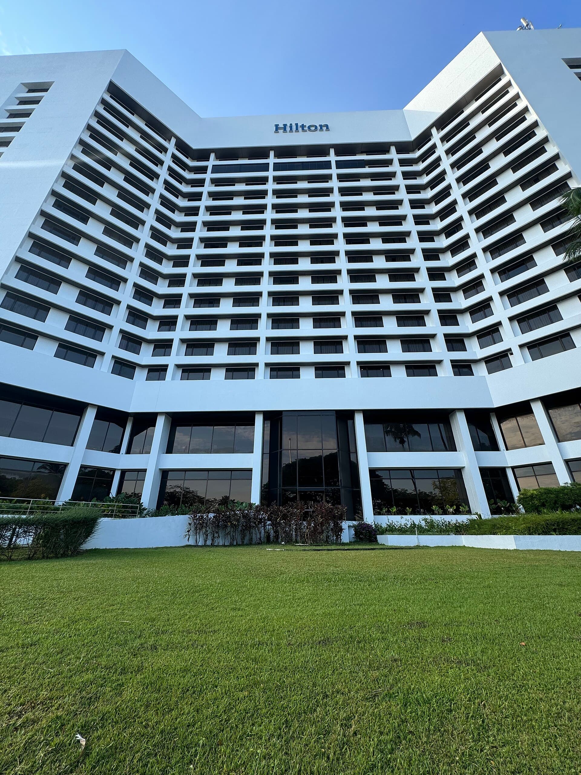 Hilton Kuching (via Wikimedia Commons, CC BY-SA 4.0)