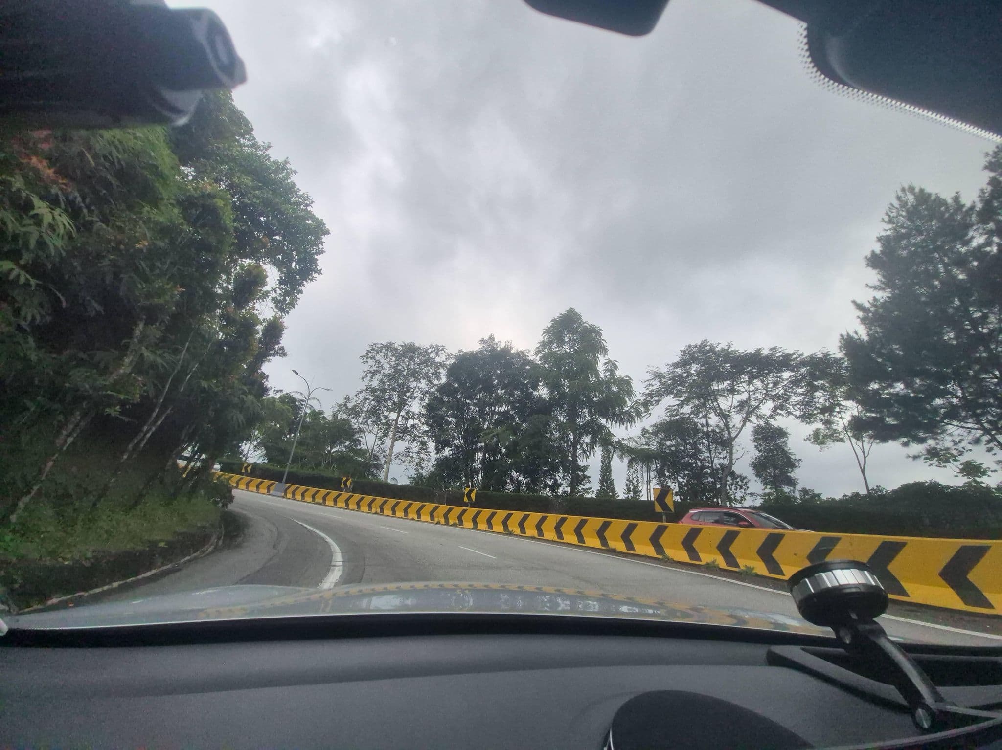 Street view near Puncak Dani Lodge, Kampung Bukit Tinggi, Bentong — © lin_wang (CC BY-SA · Mapillary)