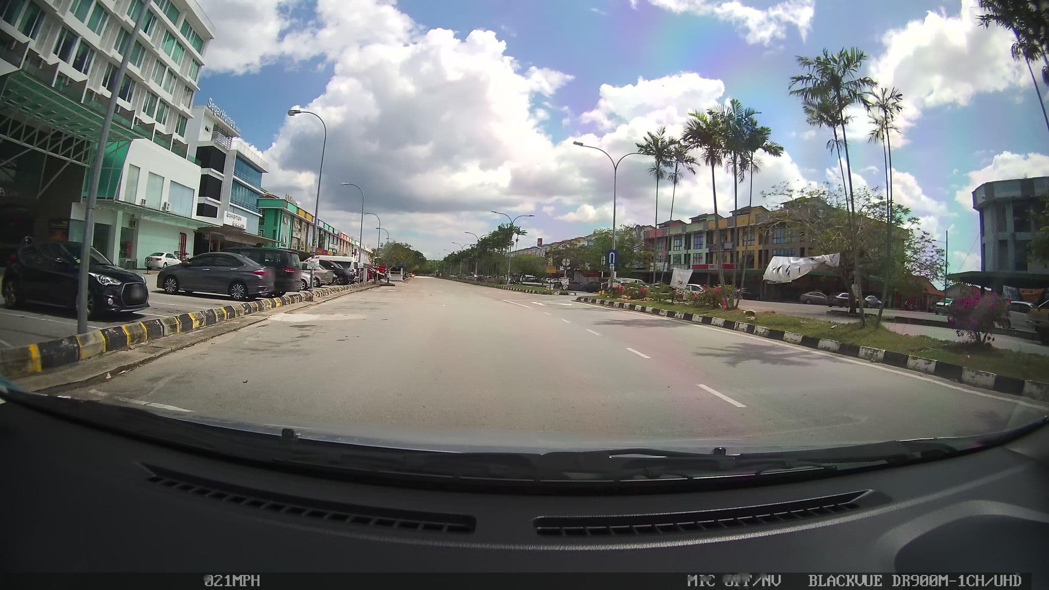 Street view near The Guest Hotel & Spa, Lukut — © kaart5 (CC BY-SA · Mapillary)