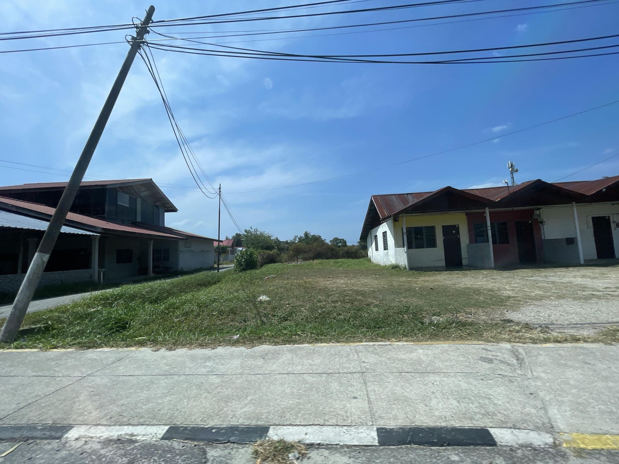 Street view near Bohok Guesthouse, Pantai Cenang — © filipb (CC BY-SA · Mapillary)