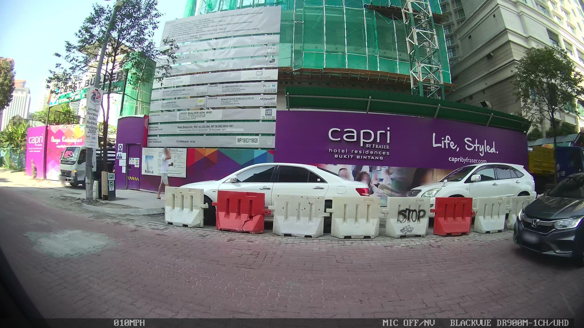 Street view near Capri by Fraser, Bukit Bintang — © kaart_3 (CC BY-SA · Mapillary)