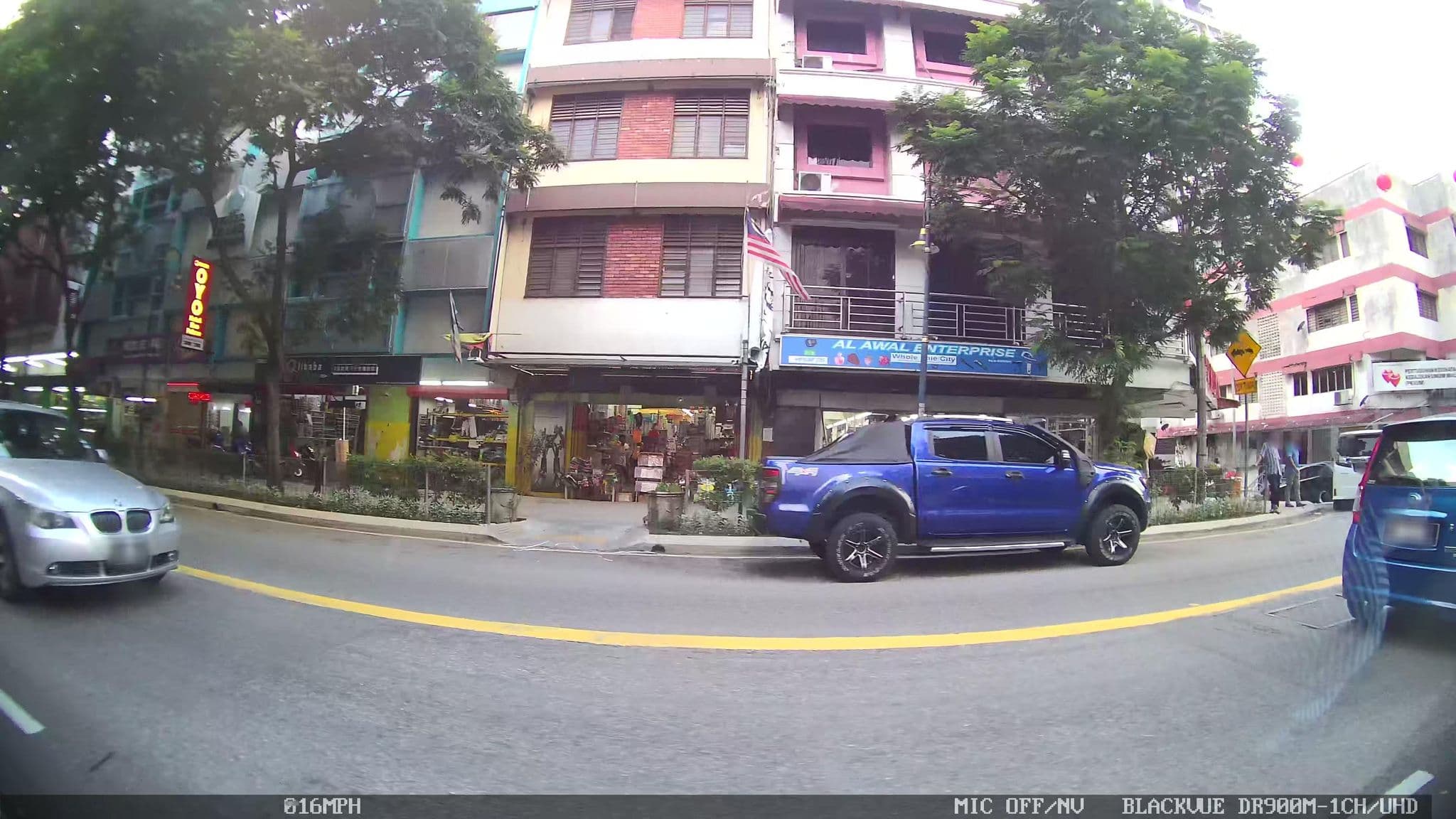 Street view near Hotel Grand Mutiara, Kampung Baru — © kaart_3 (CC BY-SA · Mapillary)