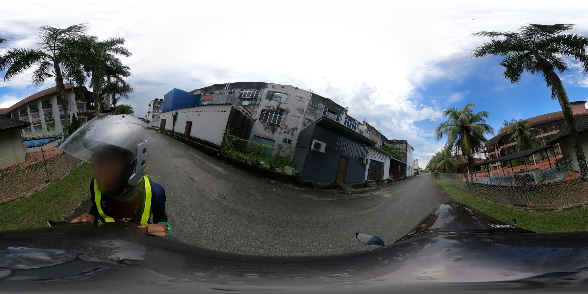 Street view near Hotel Seri Malaysia, Padang Endau — © ahlang2 (CC BY-SA · Mapillary)