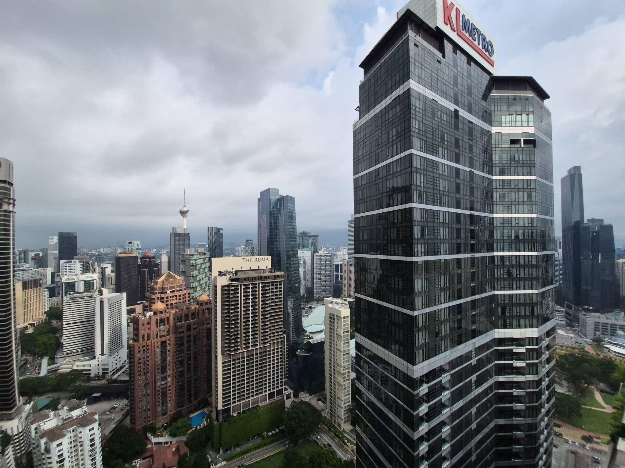 Street view near Imperial Lexis Kuala Lumpur, Bukit Bintang
