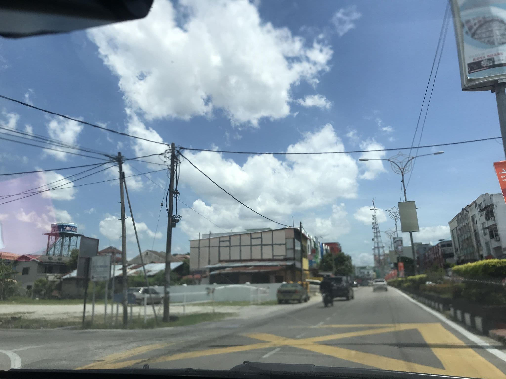 Street view near OYO 89591 KB 7 Days Hotel, Kota Bharu — © Jeddy (CC BY-SA · Mapillary)