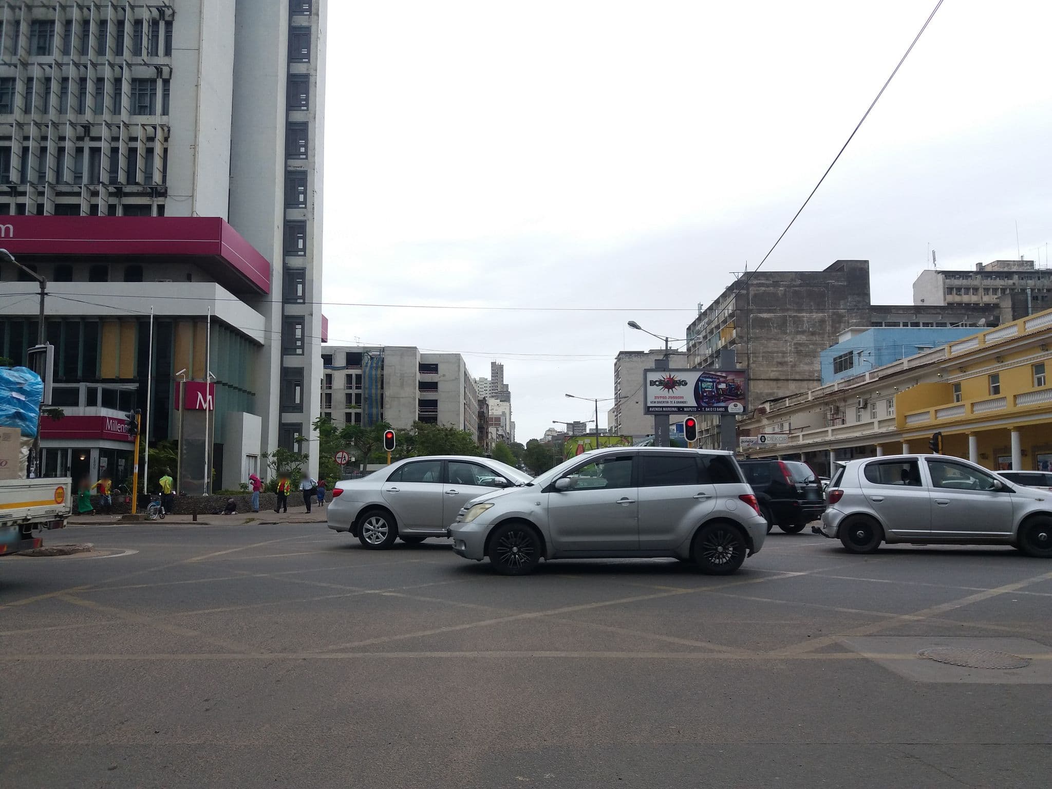Street view near Hotel, Maputo — © remigio_chilaule (CC BY-SA · Mapillary)