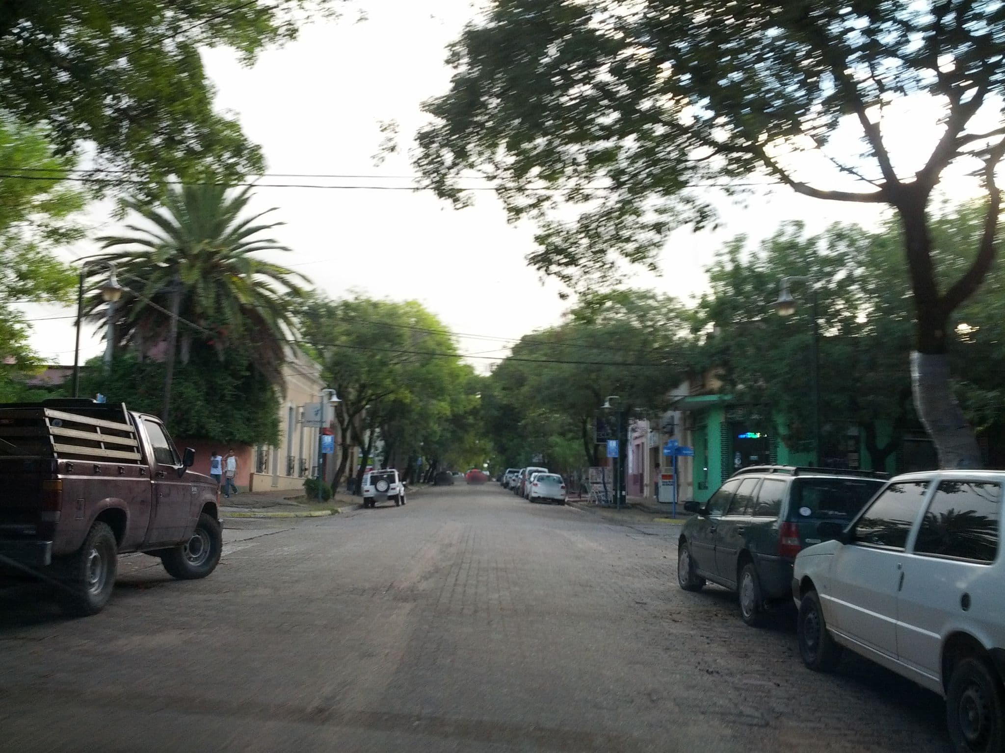 Street view near El Silencio, Colón
