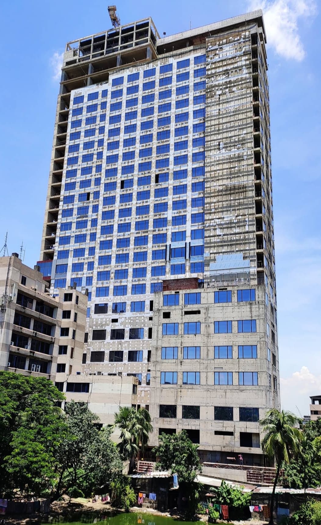 Courtyard Marriott Chittagong (via Wikimedia Commons, CC BY-SA 4.0)