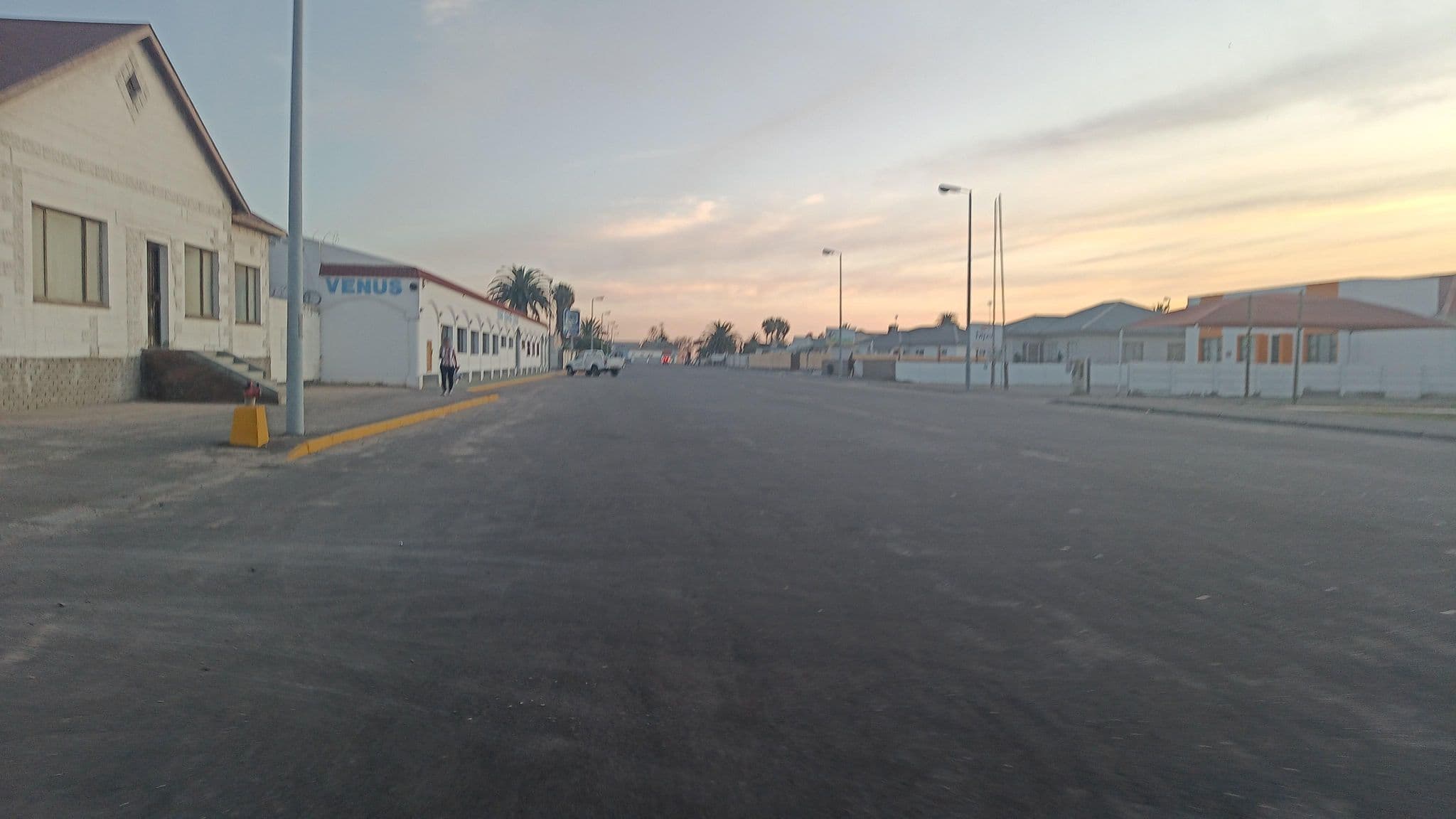 Street view near Menuchah, Walvis Bay — © sedrubal (CC BY-SA · Mapillary)