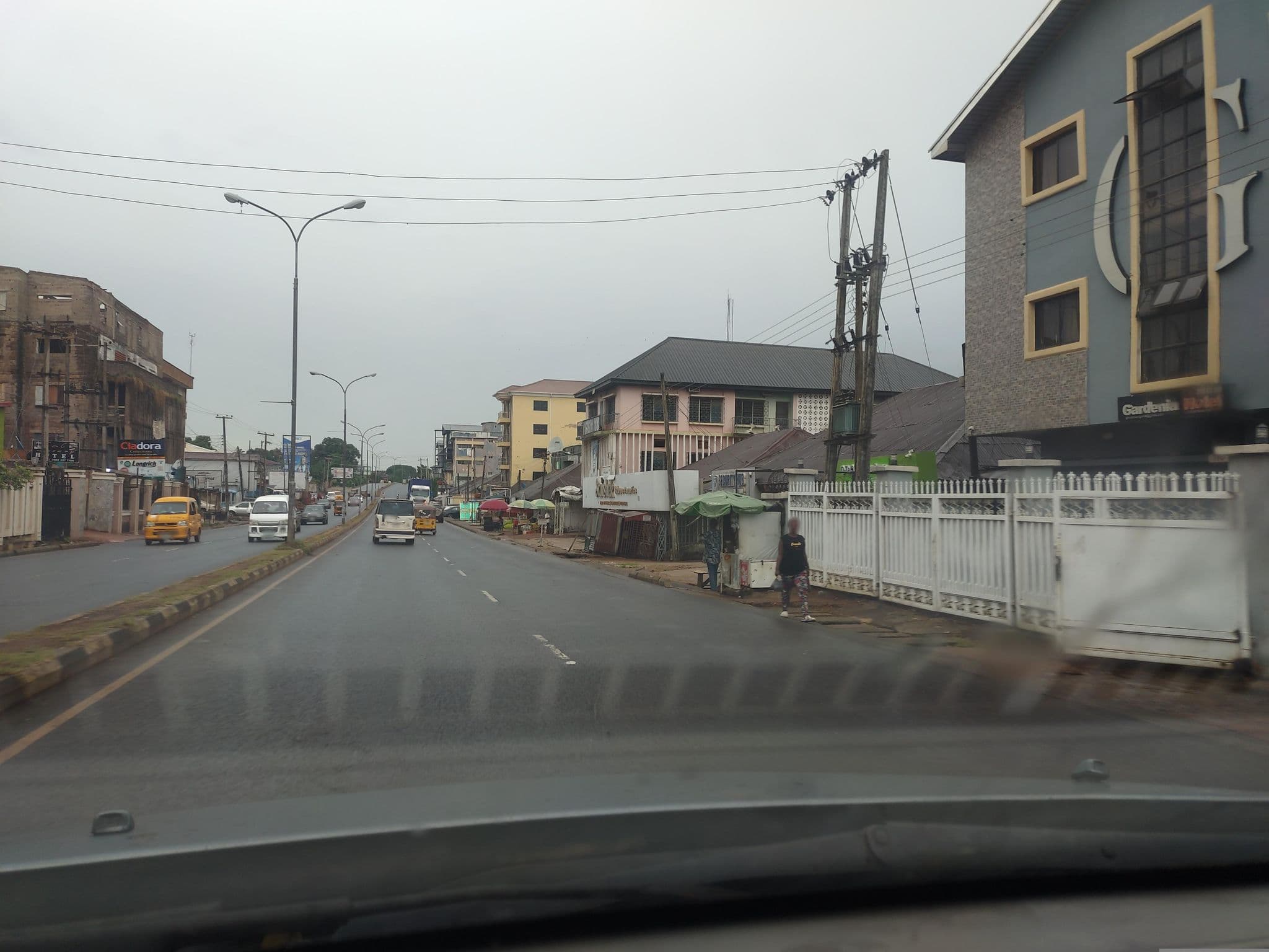 Street view near Gardenia Guest House, Enugu — © Obianinulu (CC BY-SA · Mapillary)
