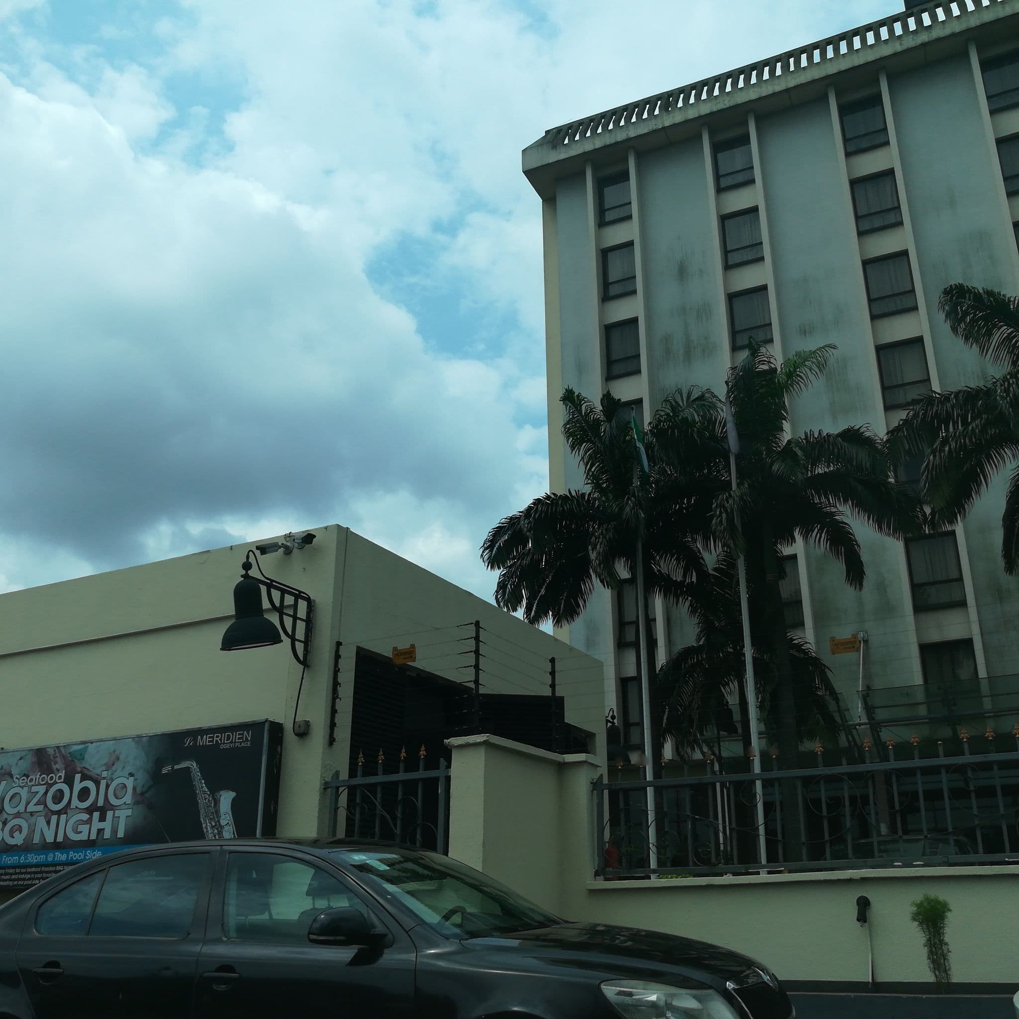 Street view near Ogeyi Place Hotels, Port Harcourt
