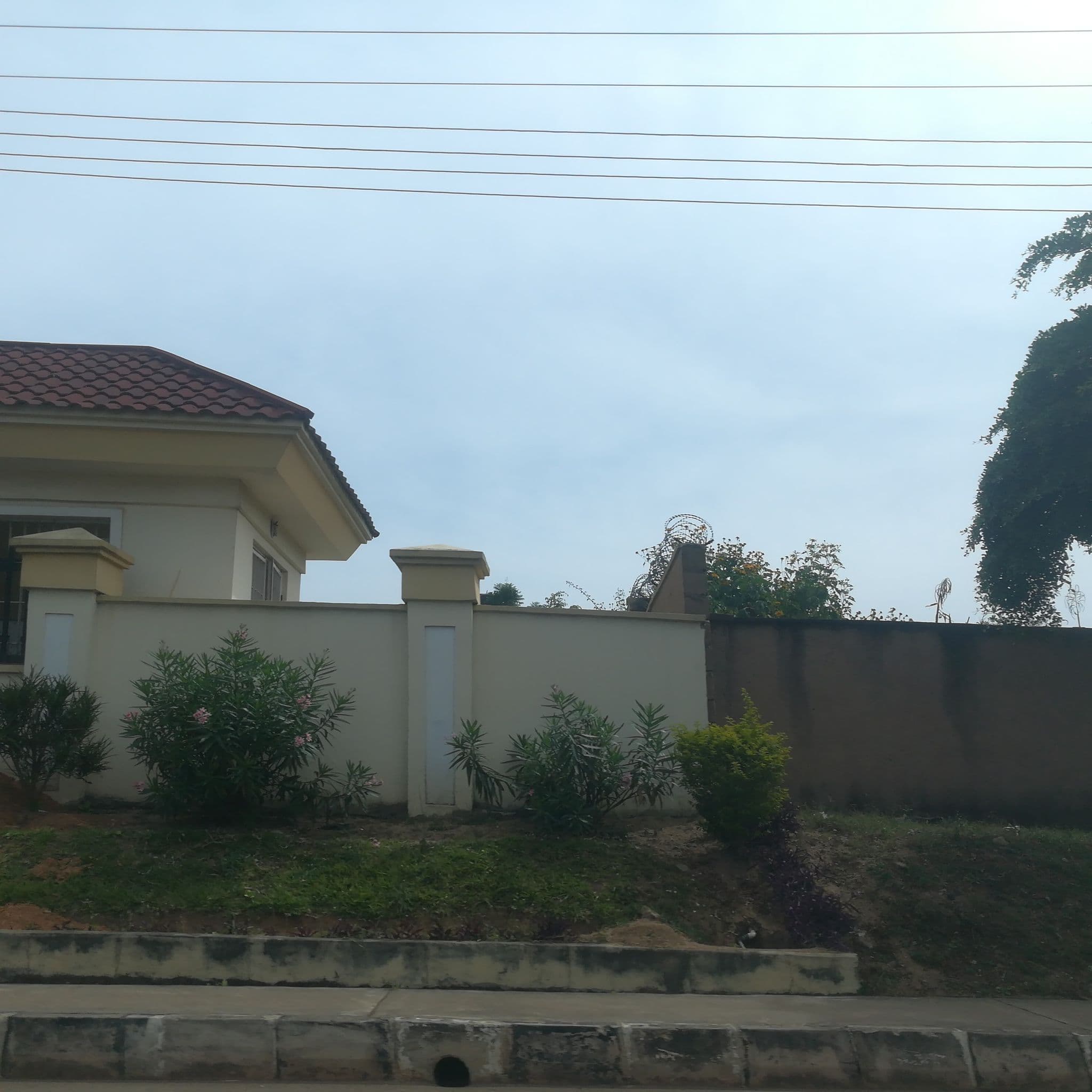 Street view near Kiswig suites, Jos — © ralebipim (CC BY-SA · Mapillary)