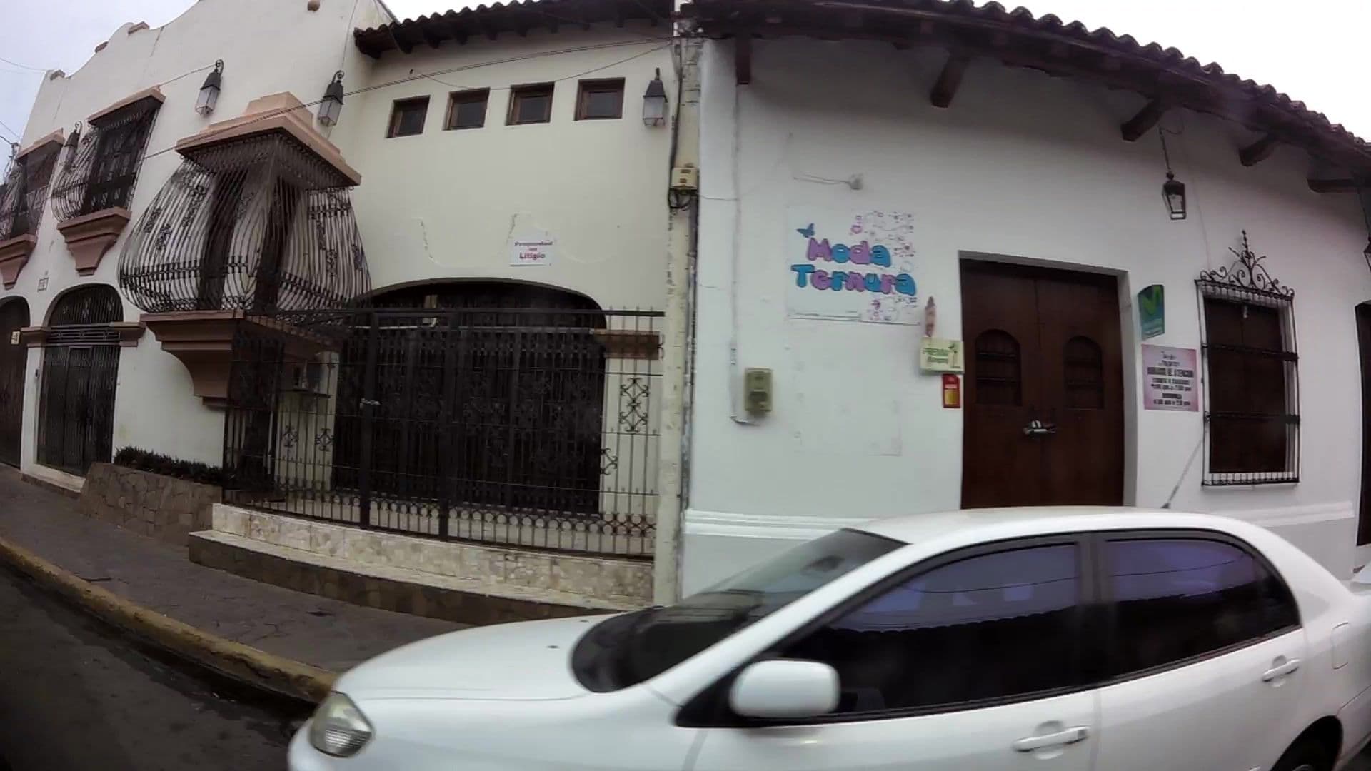 Street view near Colonial, León — © kaartcam (CC BY-SA · Mapillary)