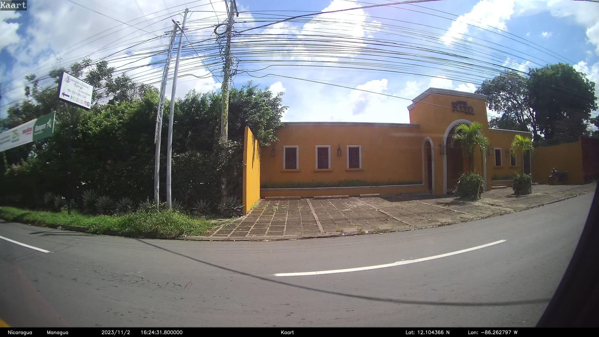 Street view near Hotel Ritzo, Managua