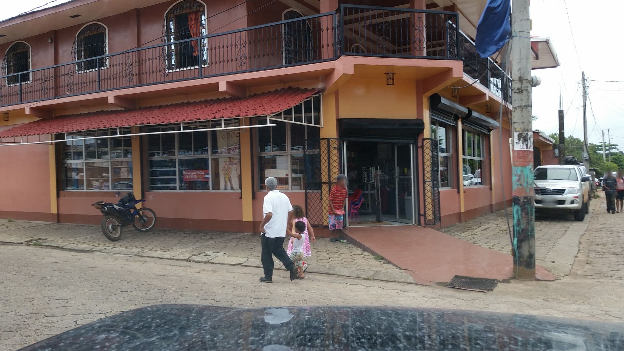 Street view near Monter, Puerto Cabezas — © jaakkoh (CC BY-SA · Mapillary)