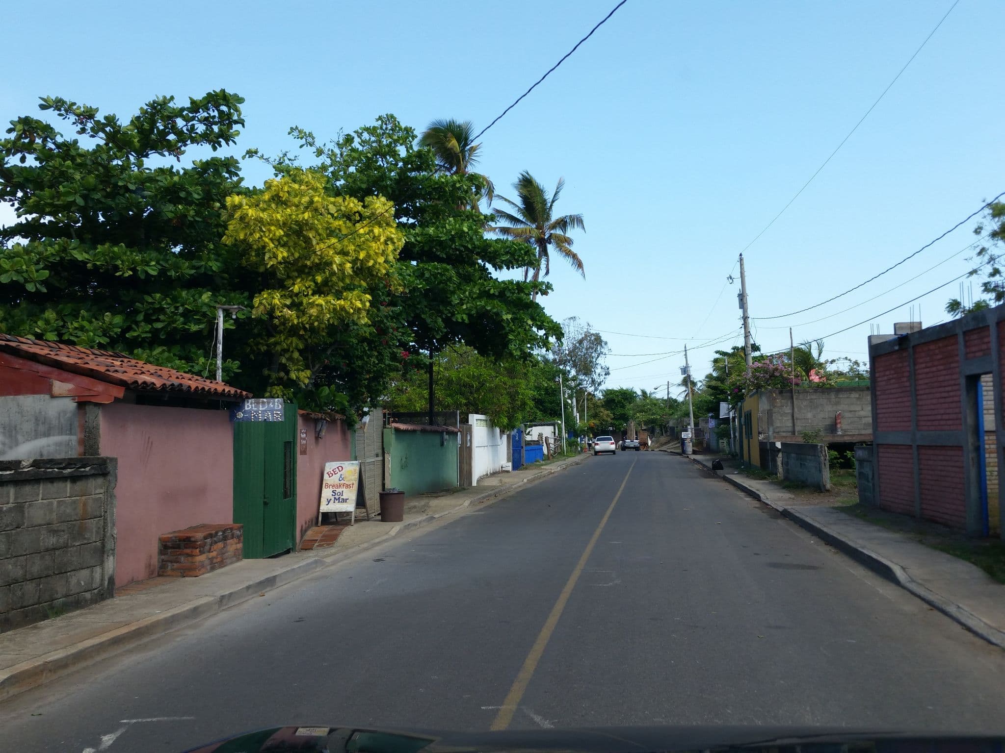 Street view near Bed and Brekfast Sol y Mar, Poneloya — © jaakkoh (CC BY-SA · Mapillary)