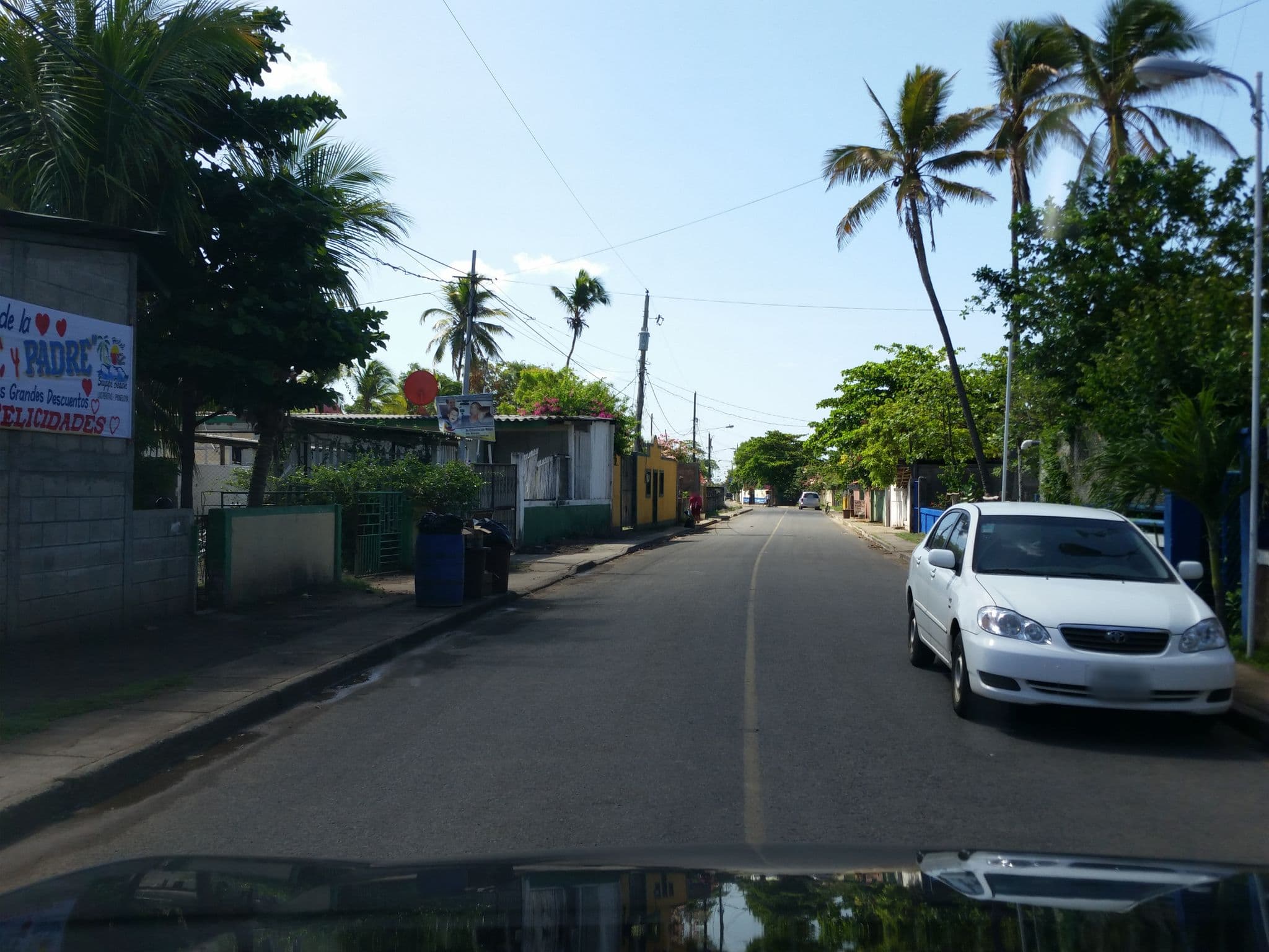Street view near Suyapa Beach Hotel, Poneloya — © jaakkoh (CC BY-SA · Mapillary)