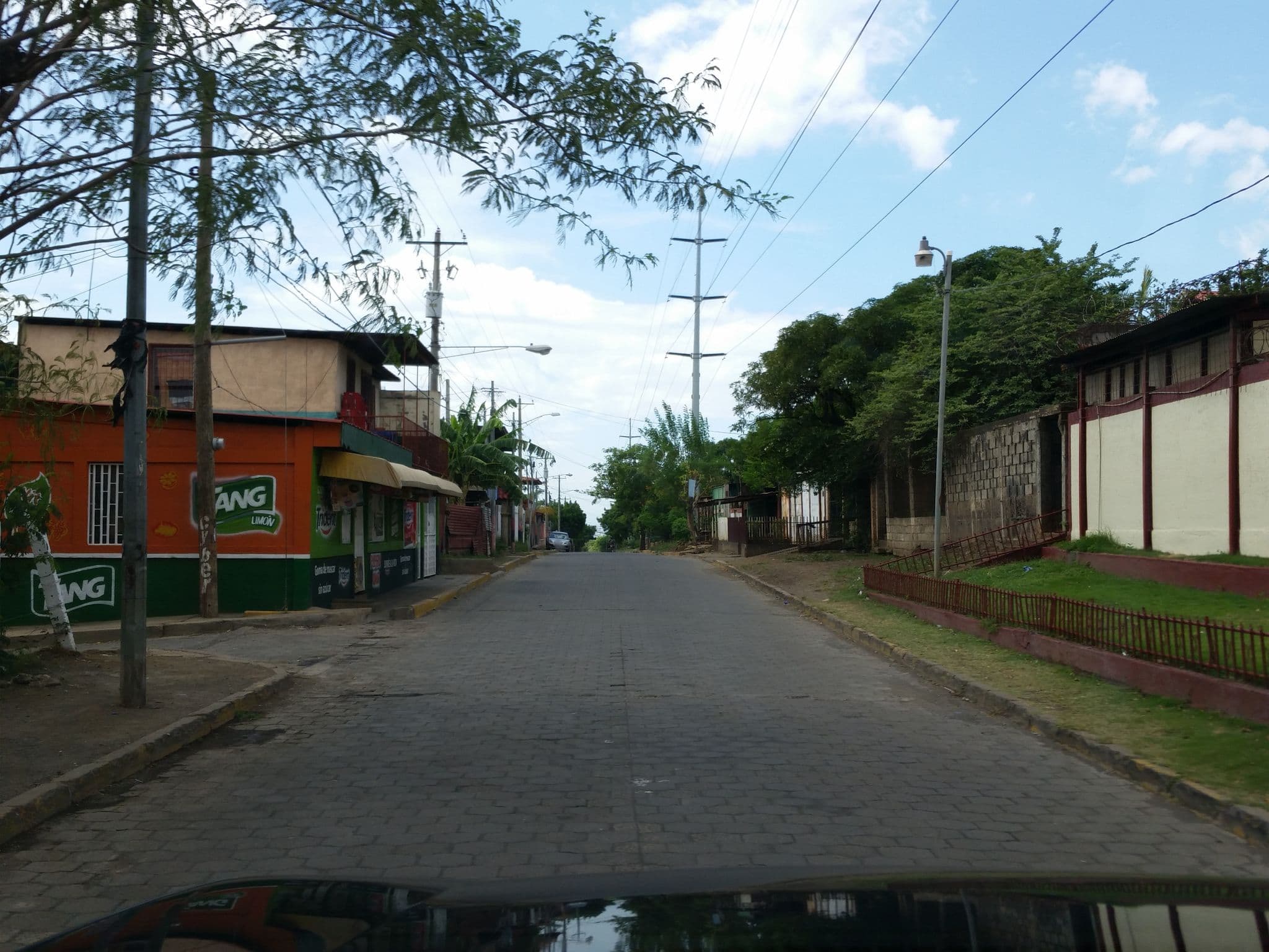 Street view near Auto Motel Salamandra, Managua