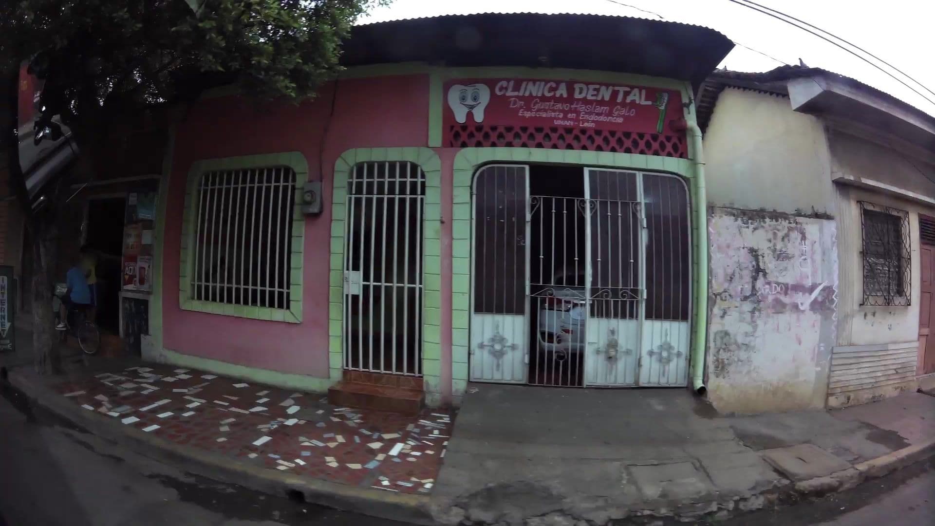 Street view near Casa Belinda, León — © kaartcam (CC BY-SA · Mapillary)