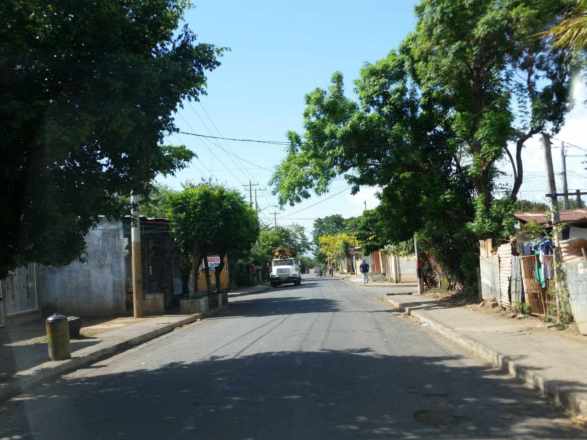 Street view near Auto Hotel Villa Amor, Managua