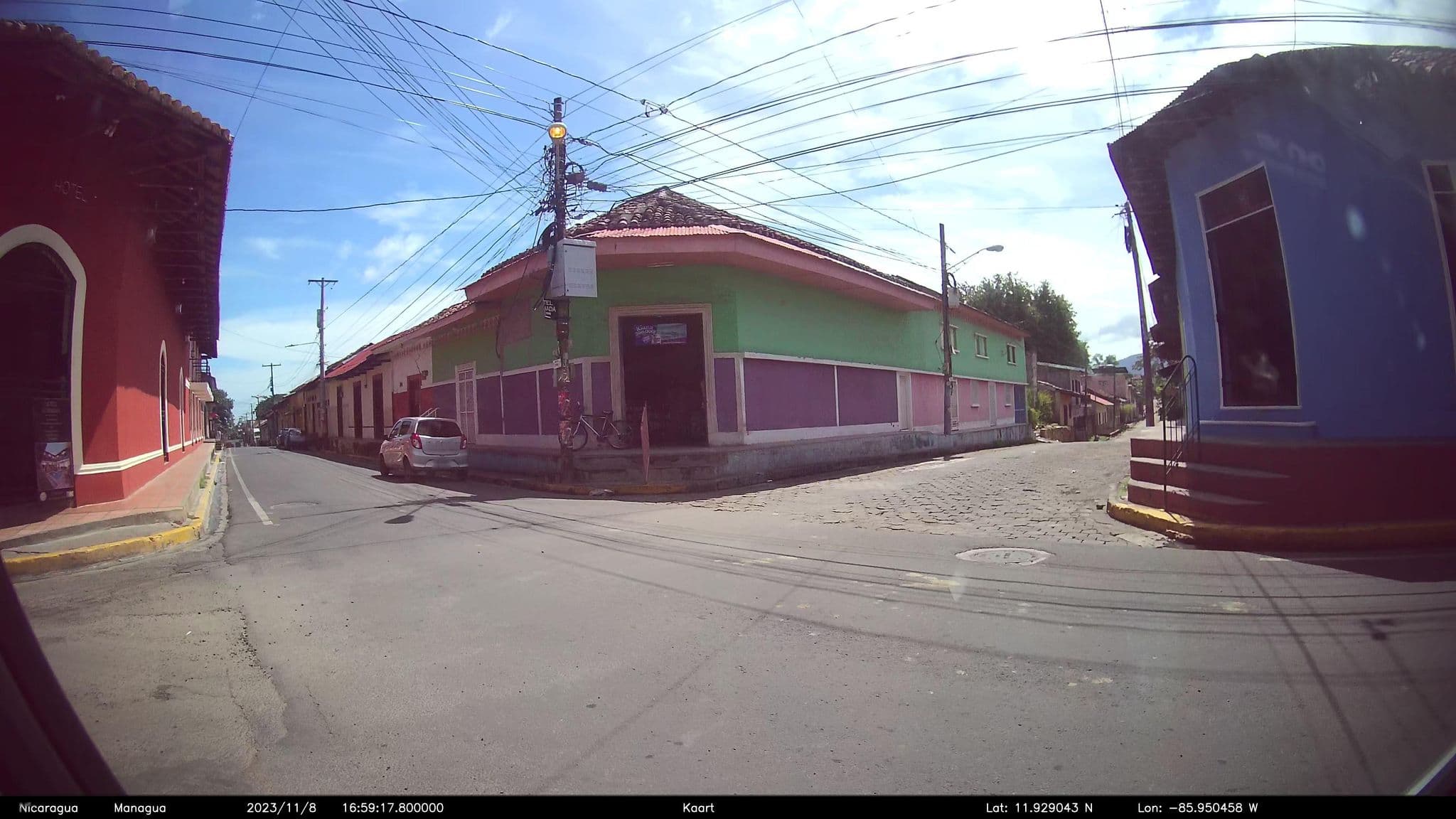 Street view near Hotel Patio del Malinche, Granada — © kaart_1 (CC BY-SA · Mapillary)