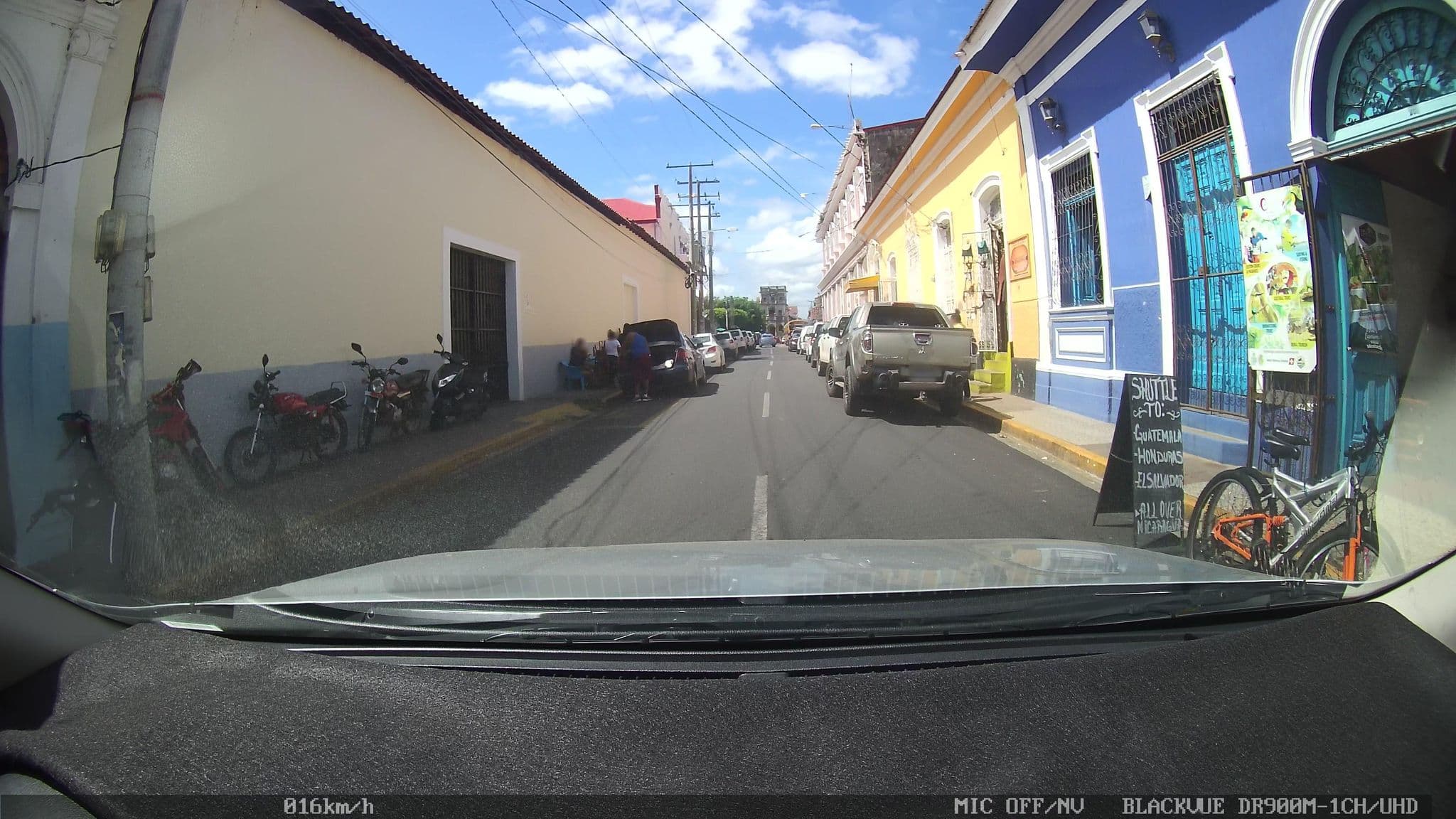 Street view near La Libertad Guest House, Granada