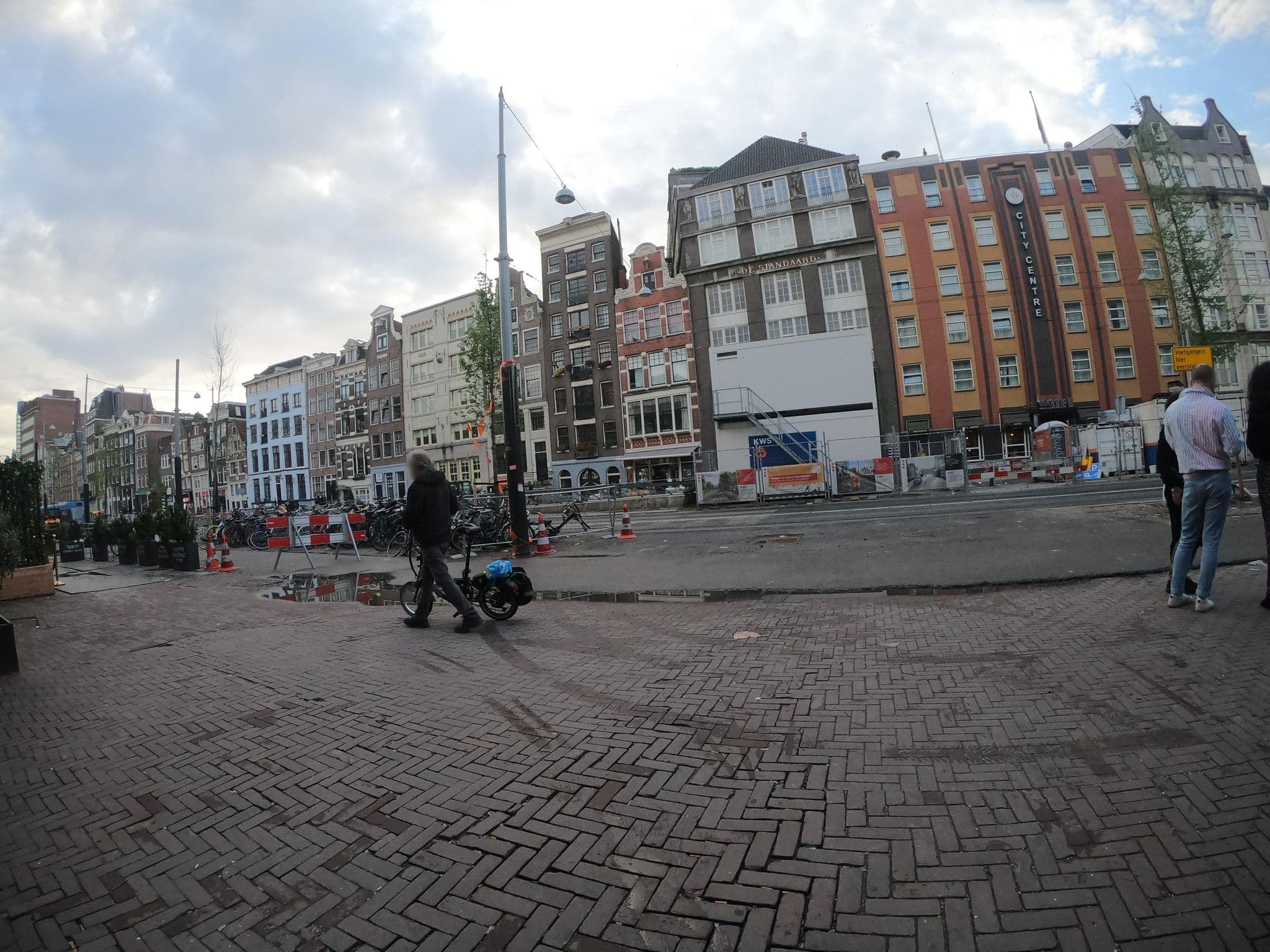 Street view near WestCord City Center, Amsterdam — © richlv (CC BY-SA · Mapillary)