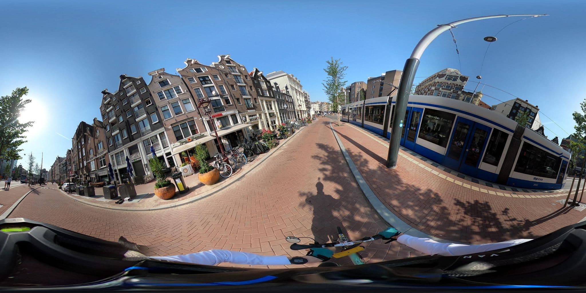 Street view near Avenue Hotel, Amsterdam