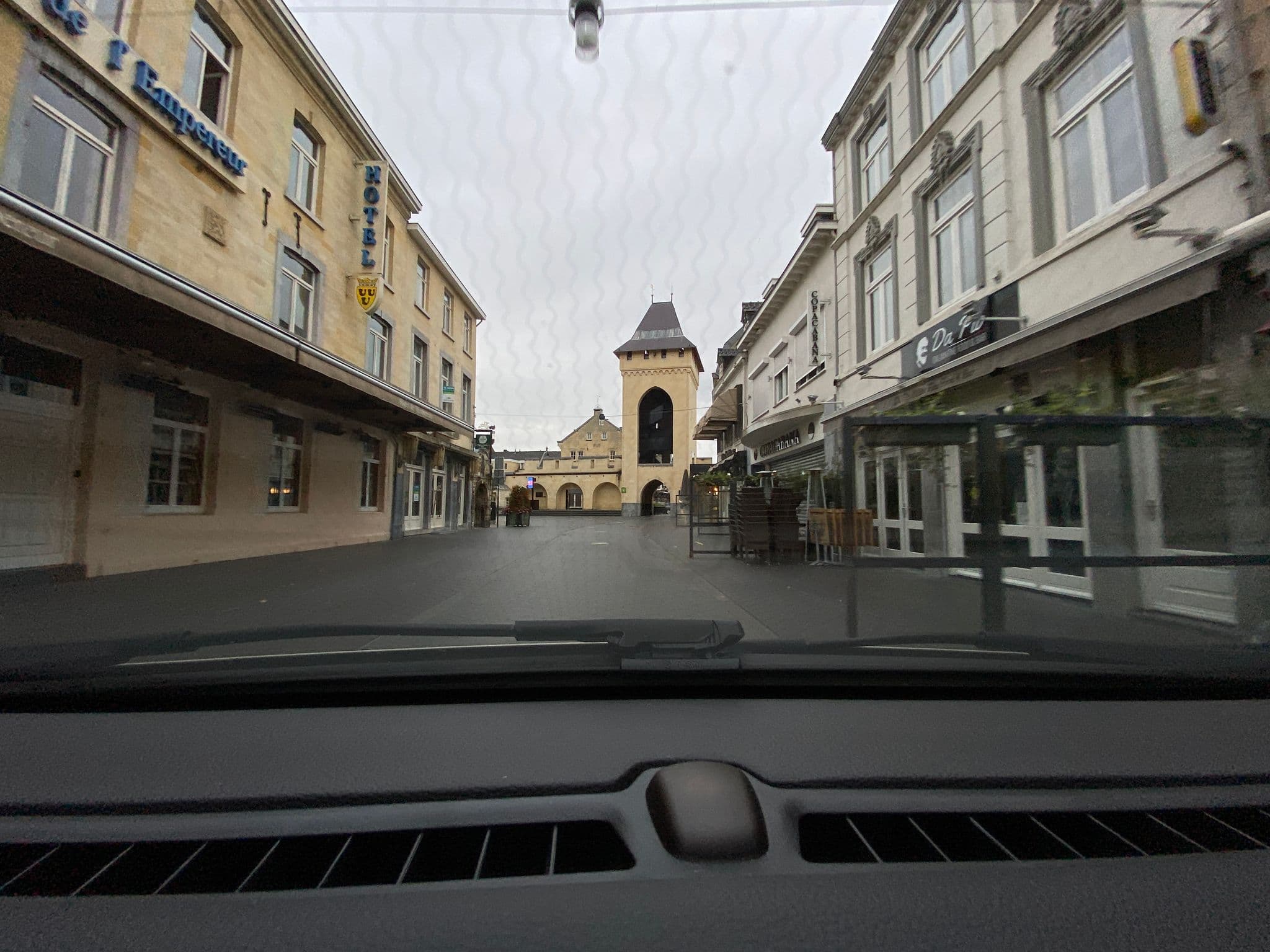 Street view near Hotel Courage, Broekhem — © kisontheroad (CC BY-SA · Mapillary)
