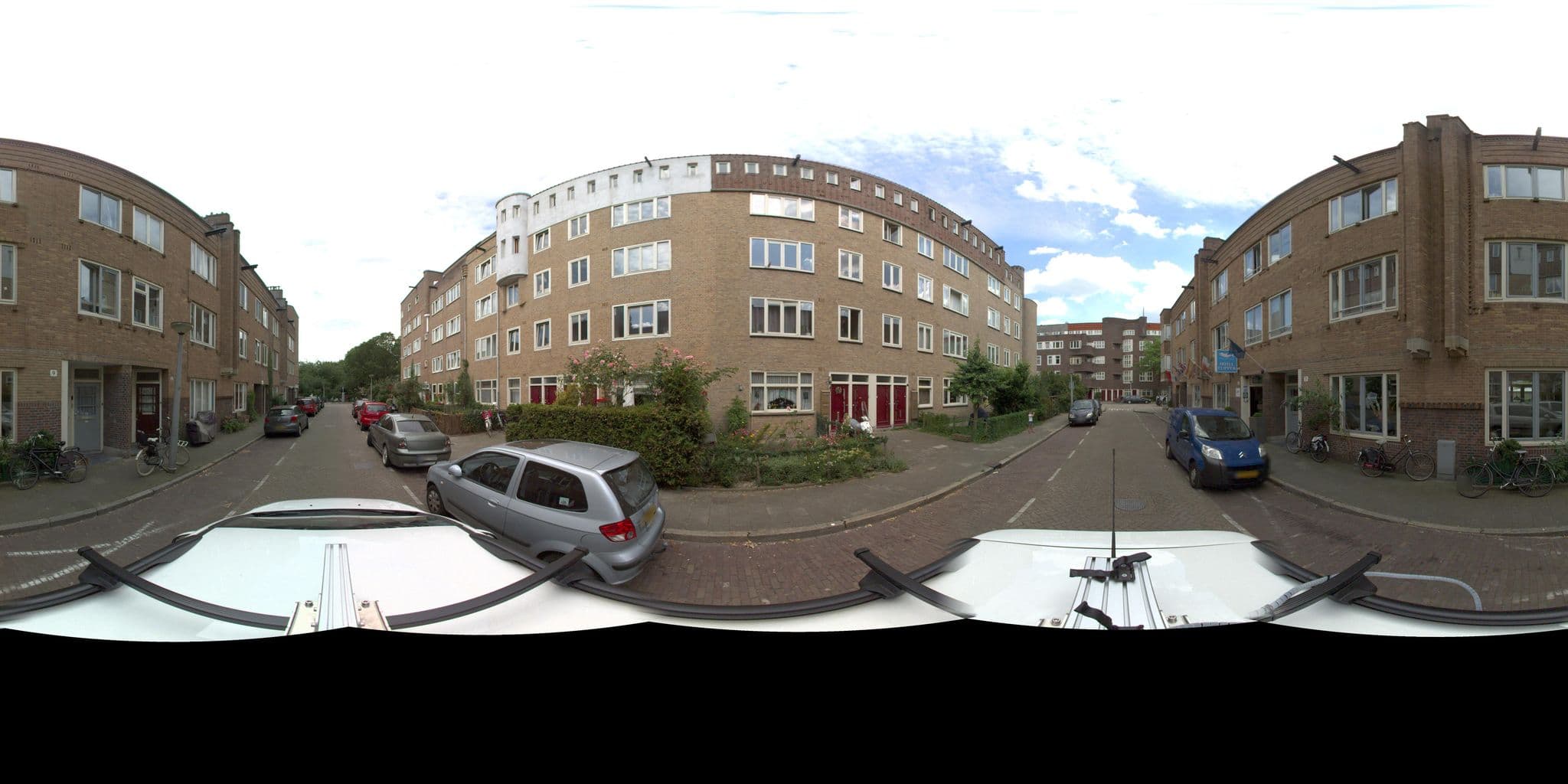 Street view near Hotel Flipper, Dapperbuurt — © amsterdam (CC BY-SA · Mapillary)