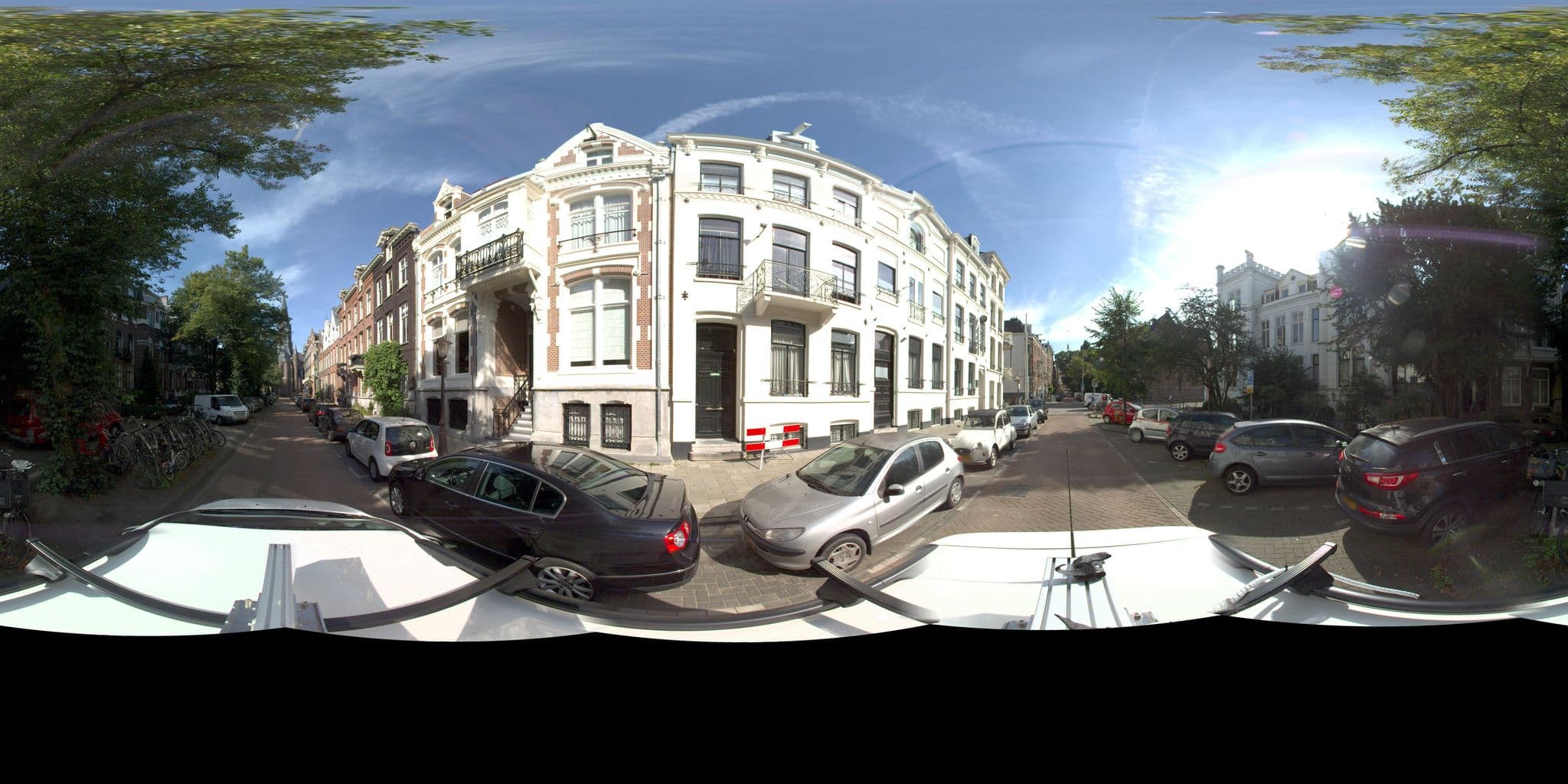 Street view near Hotel Blyss, Amsterdam