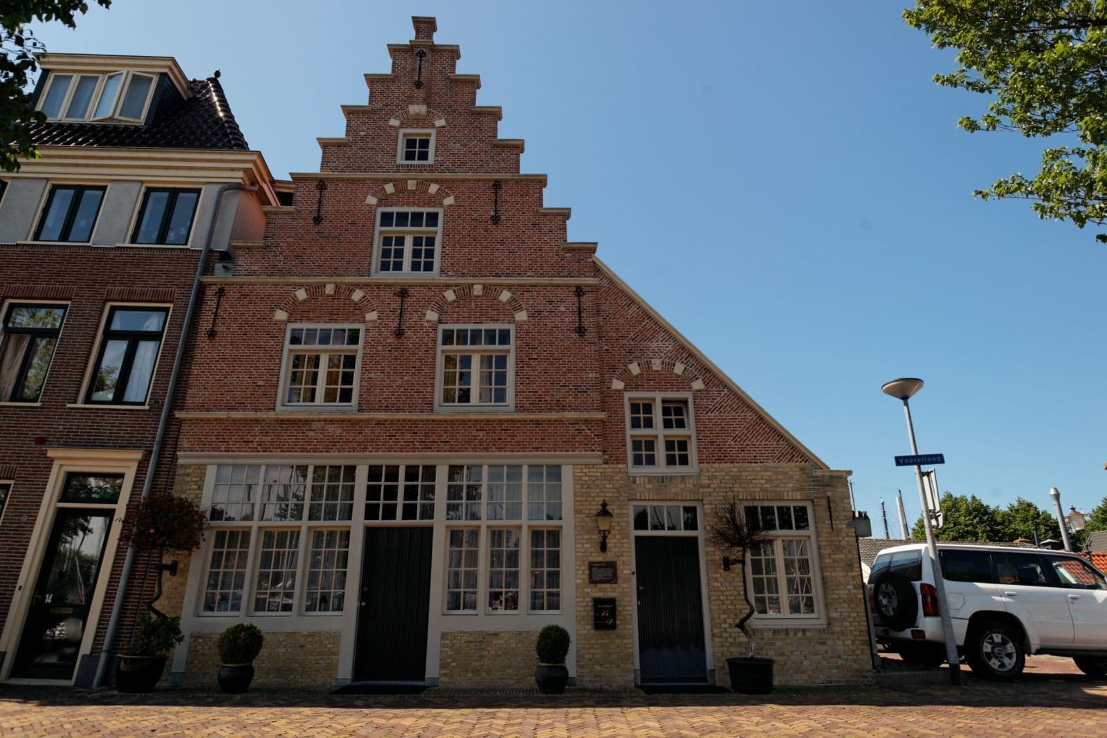 Street view near Graenpakhuys 'De Wolff', Medemblik — © txllxt (CC BY-SA · Mapillary)