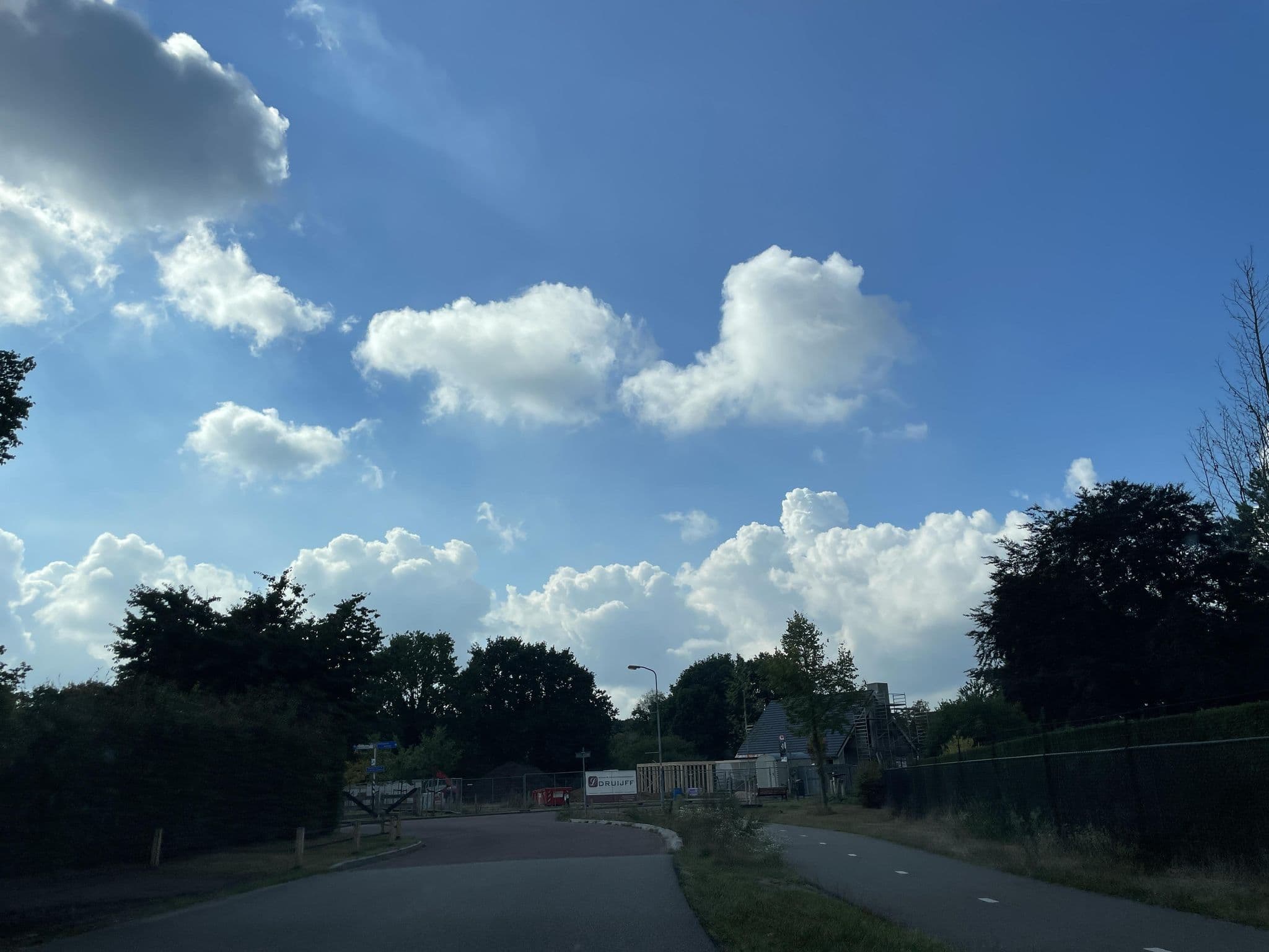 Street view near Boutique Hotel Sterrenberg / Restaurant Timber, Otterlo — © tumblecow (CC BY-SA · Mapillary)
