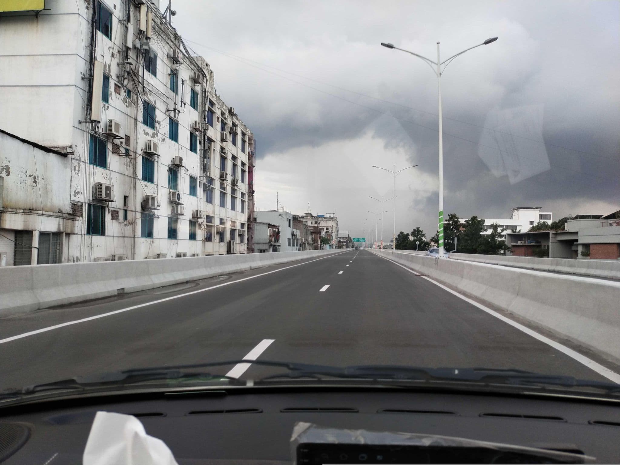Street view near Hotel Purobi Fresh International, Kafrul — © tayefbarikoi (CC BY-SA · Mapillary)