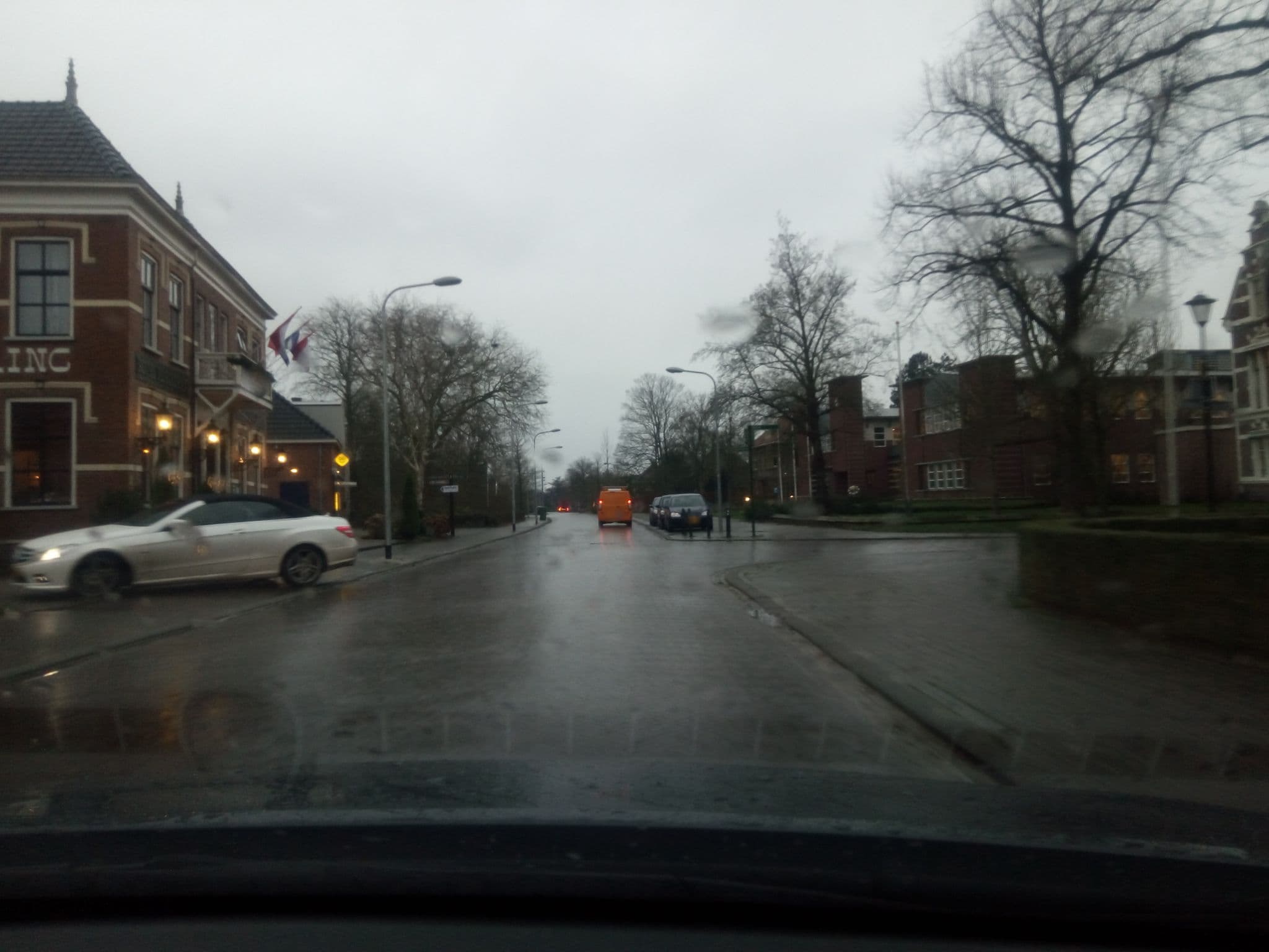 Street view near Hotel Spoorzicht & SPA, Loppersum — © ezinge (CC BY-SA · Mapillary)