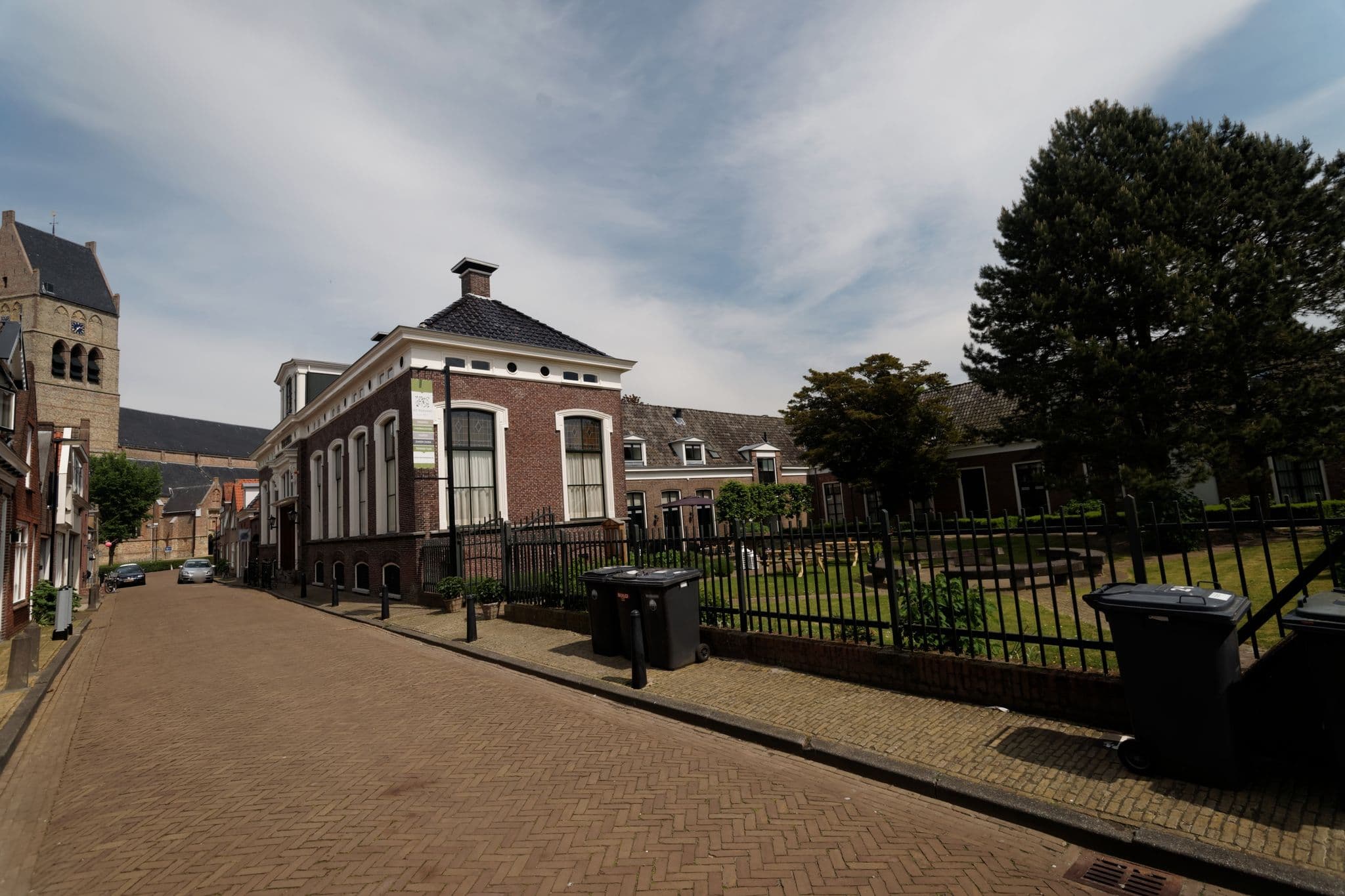 Street view near Het Weeshuys, Bolsward — © txllxt (CC BY-SA · Mapillary)