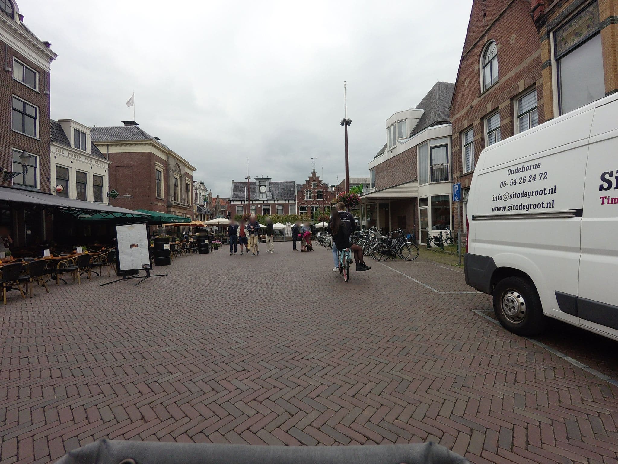 Street view near de Wijnberg, Sneek — © ankeric (CC BY-SA · Mapillary)