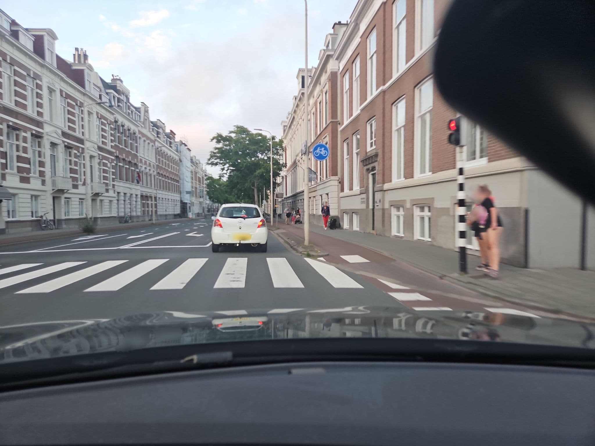 Street view near Stadsvilla Mozaic Den Haag, The Hague — © toho (CC BY-SA · Mapillary)