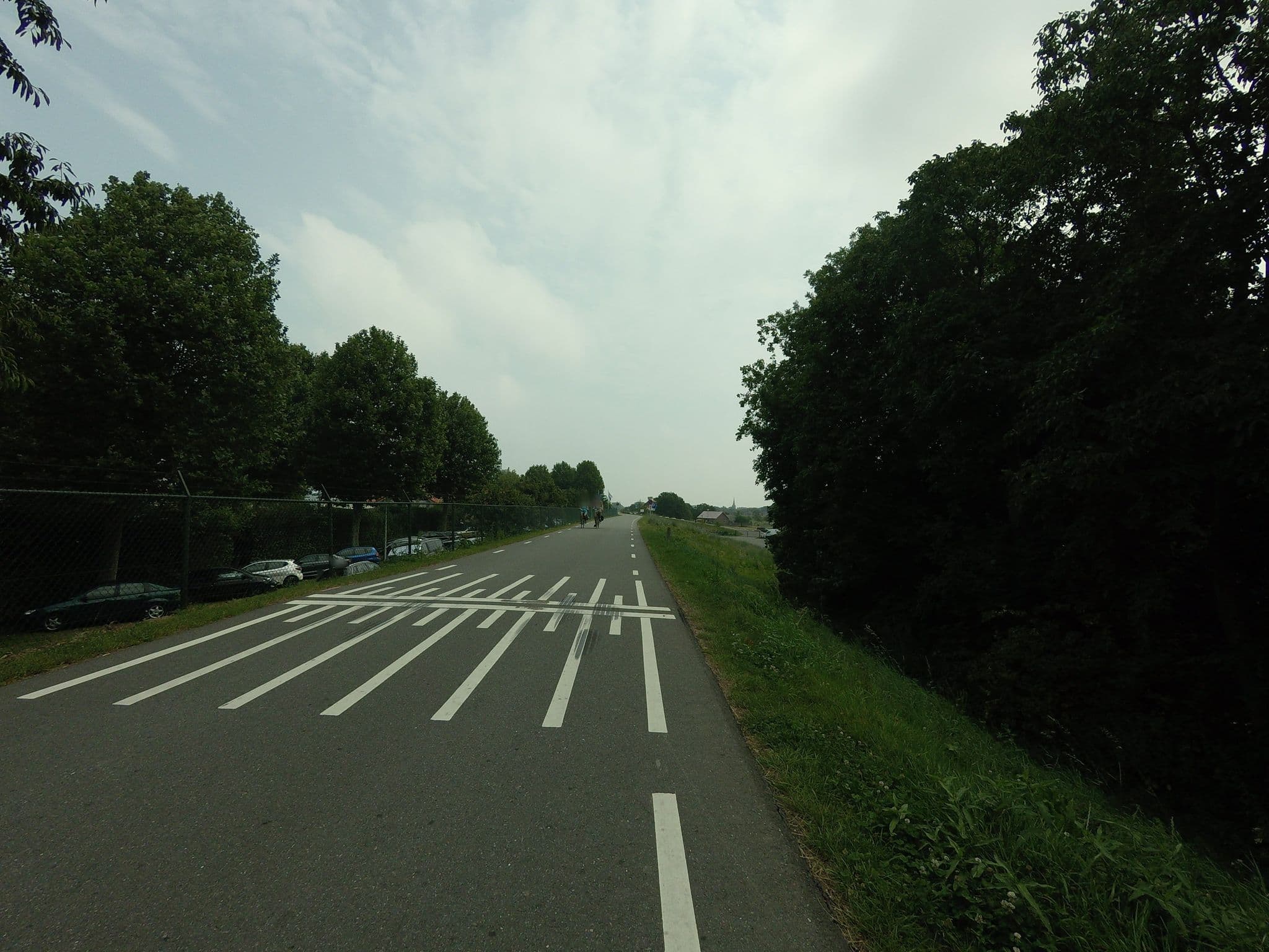 Street view near MarinaPark Bad Nederrijn, Maurik — © ankeric (CC BY-SA · Mapillary)